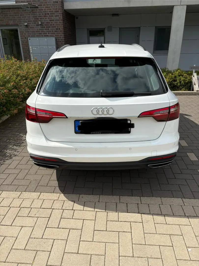 Audi A4 Avant 35 TDI S tronic - 1