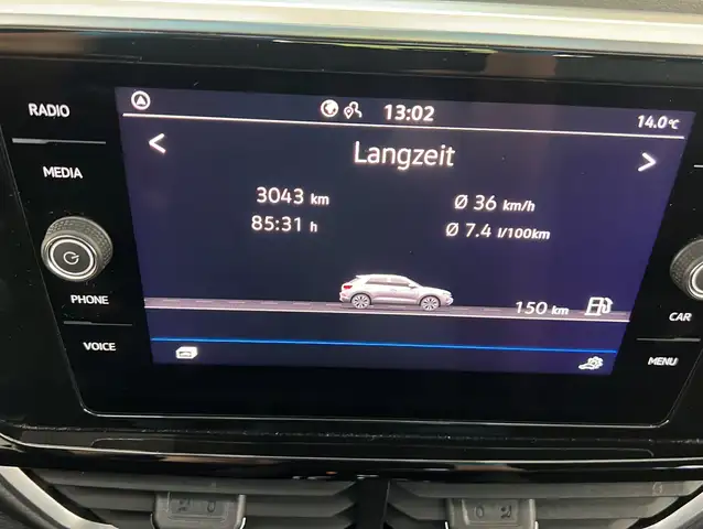 Volkswagen T-Roc view 17
