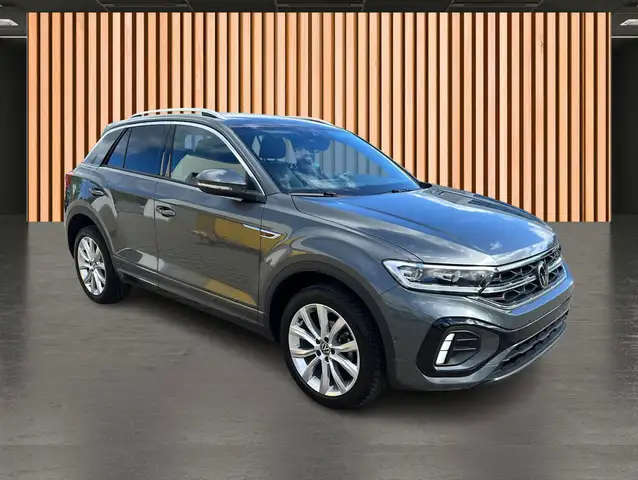 Volkswagen T-Roc view 27