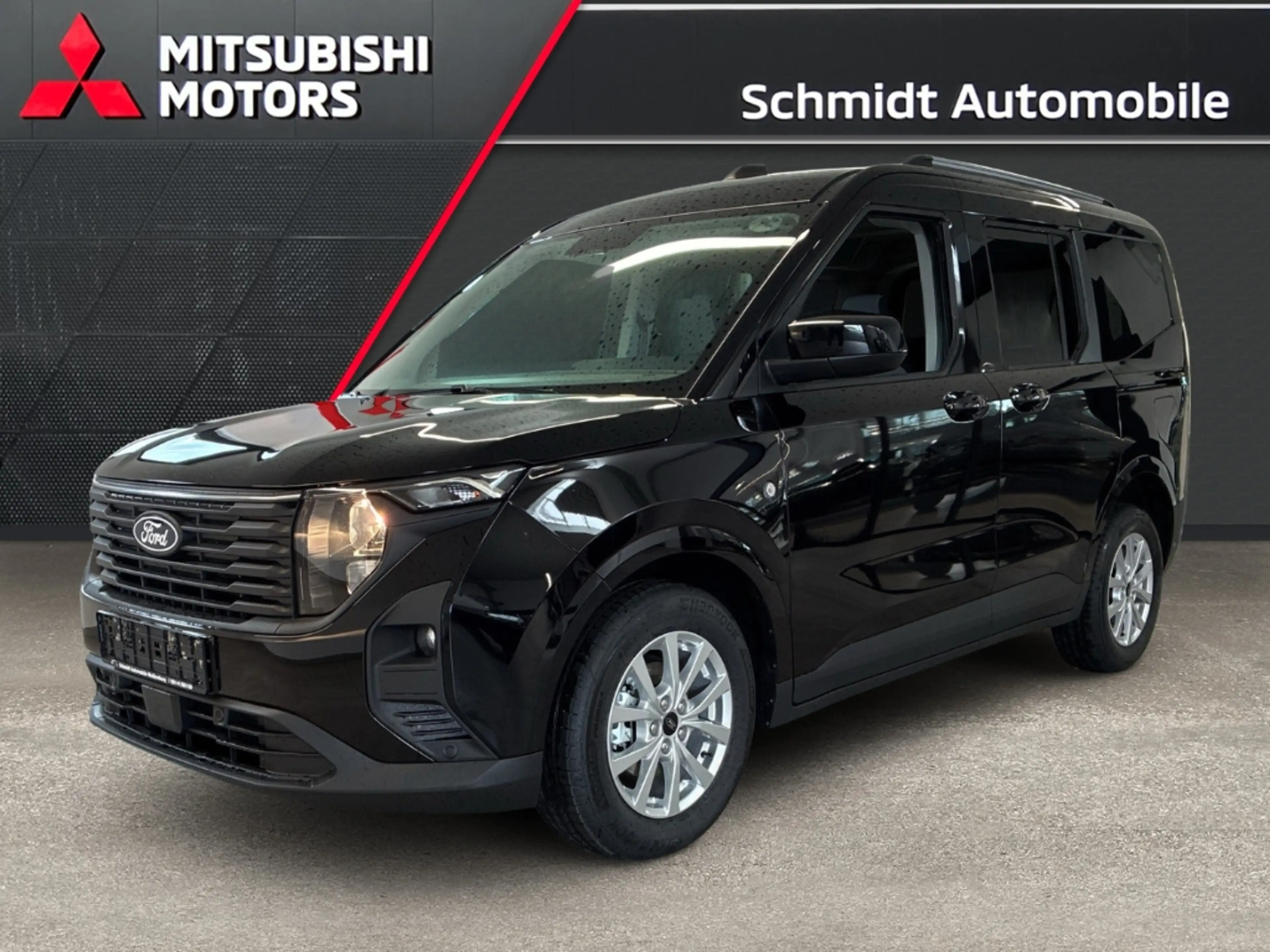 Ford Tourneo Courier 1.0 EcoBoost Titanium 5J Gar. Kam Shz Klima