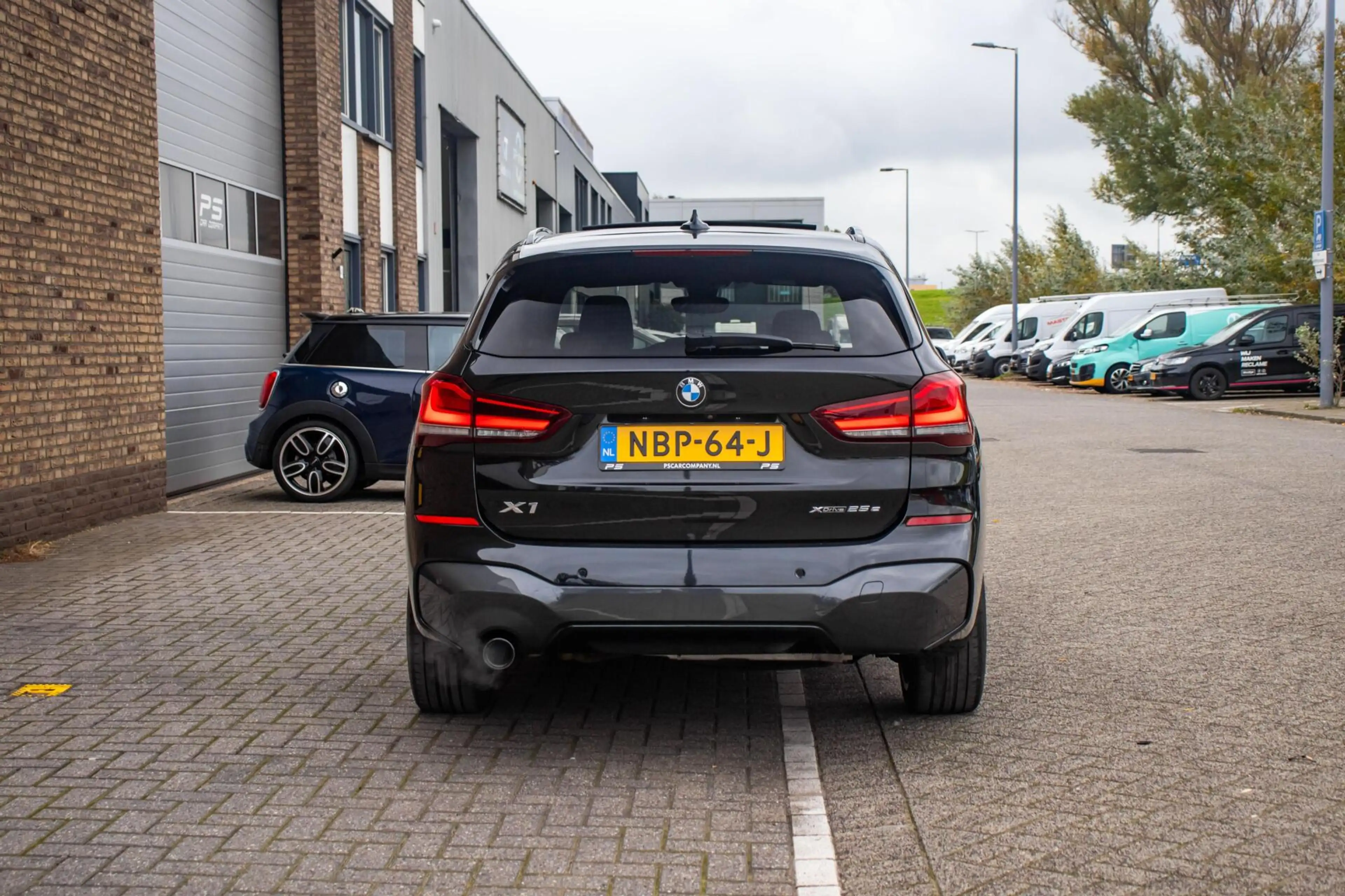 BMW X1 xDrive25e M-Sport, Pano, Leder, Trekhaak, Ambient, — photo 5