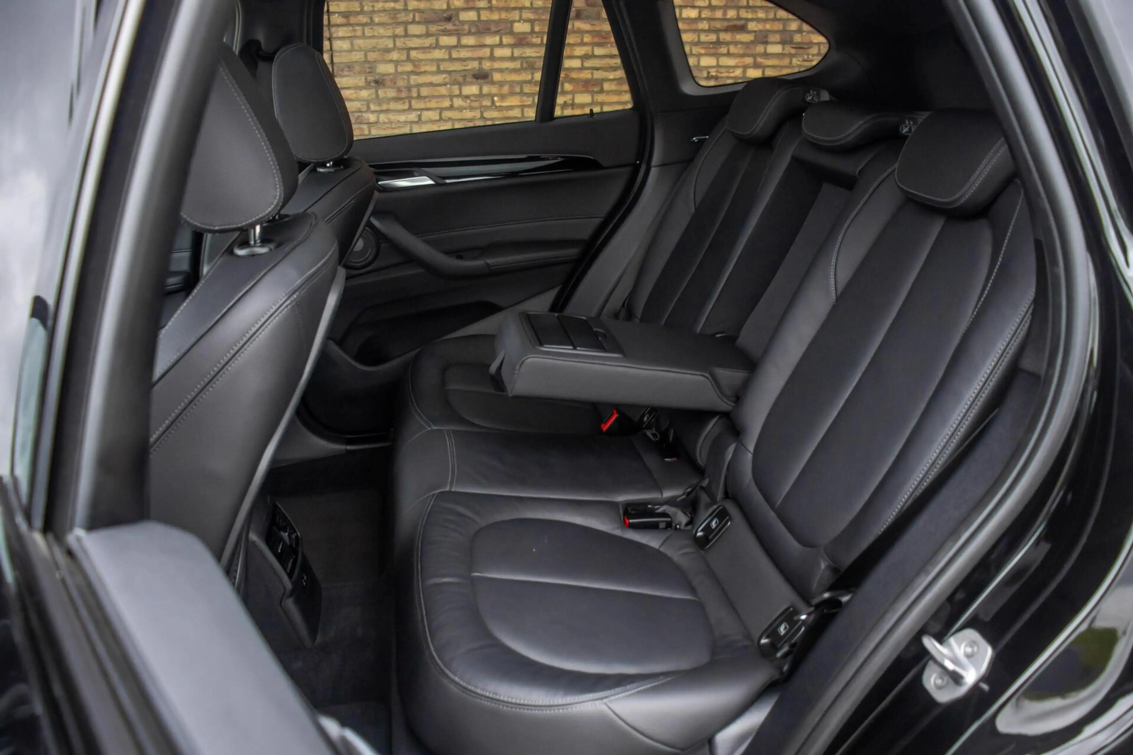 BMW X1 xDrive25e M-Sport, Pano, Leder, Trekhaak, Ambient, — photo 11