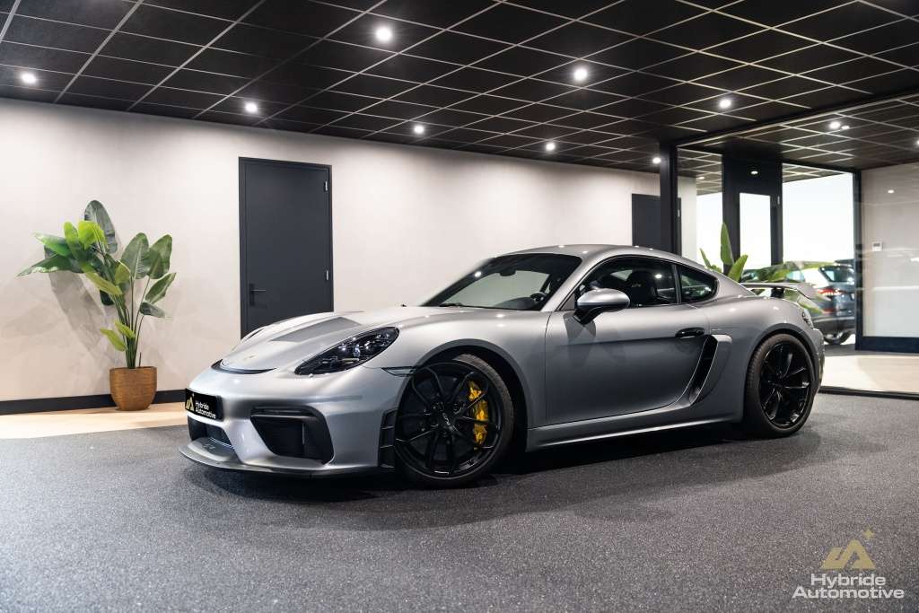 Porsche 718