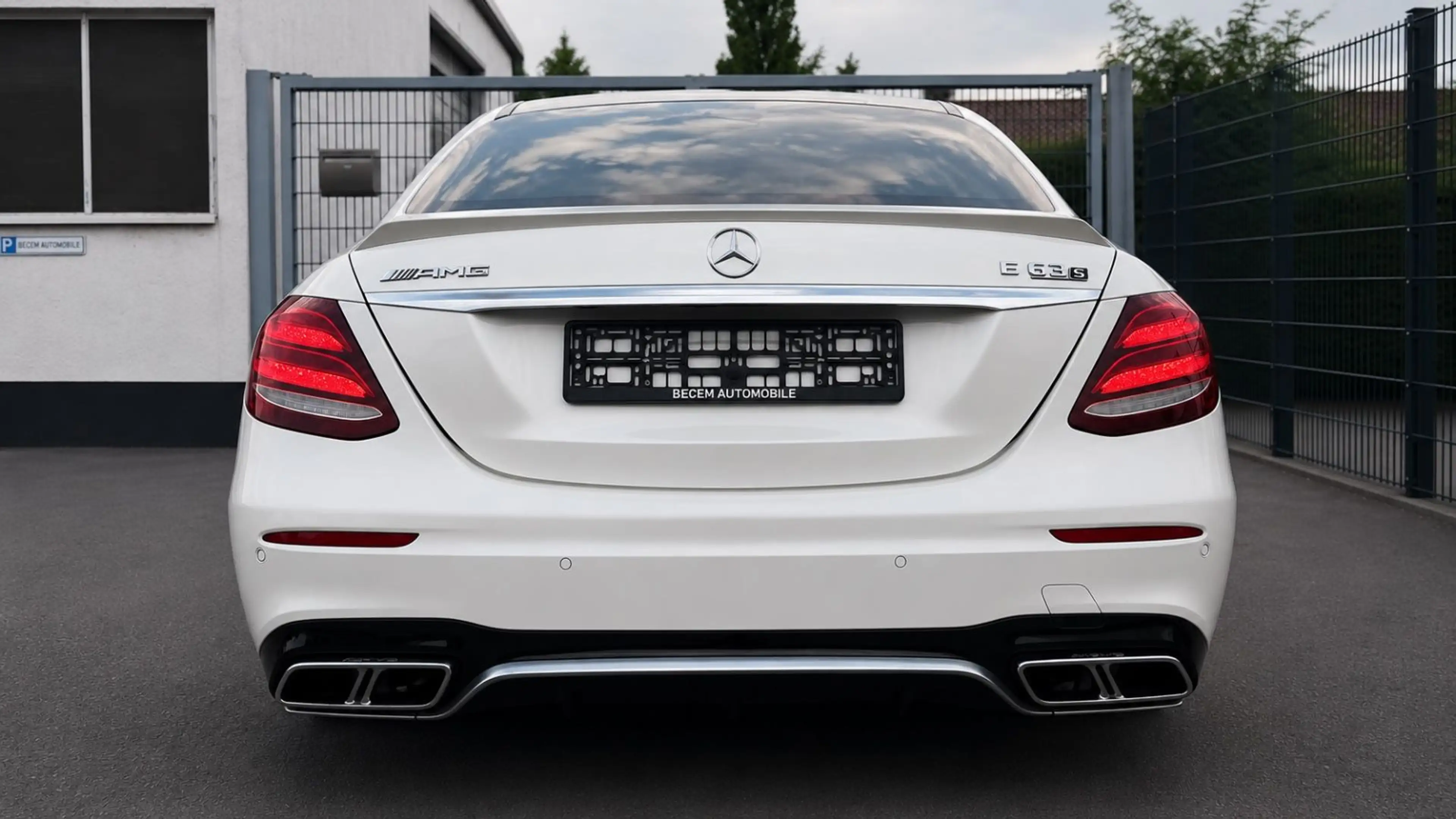 Mercedes-Benz E 63 AMG E63 S AMG*PERFORMANCE ABGSA.*GARANTIE*UNFALLFREI — photo 9