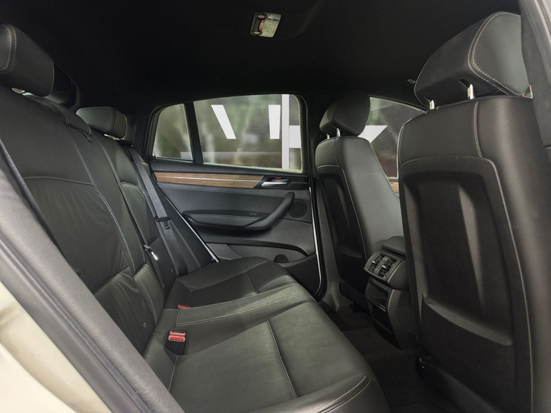 BMW X4 xDrive20d M Sport Aut., Inspektion + Tüv Neu — photo 8