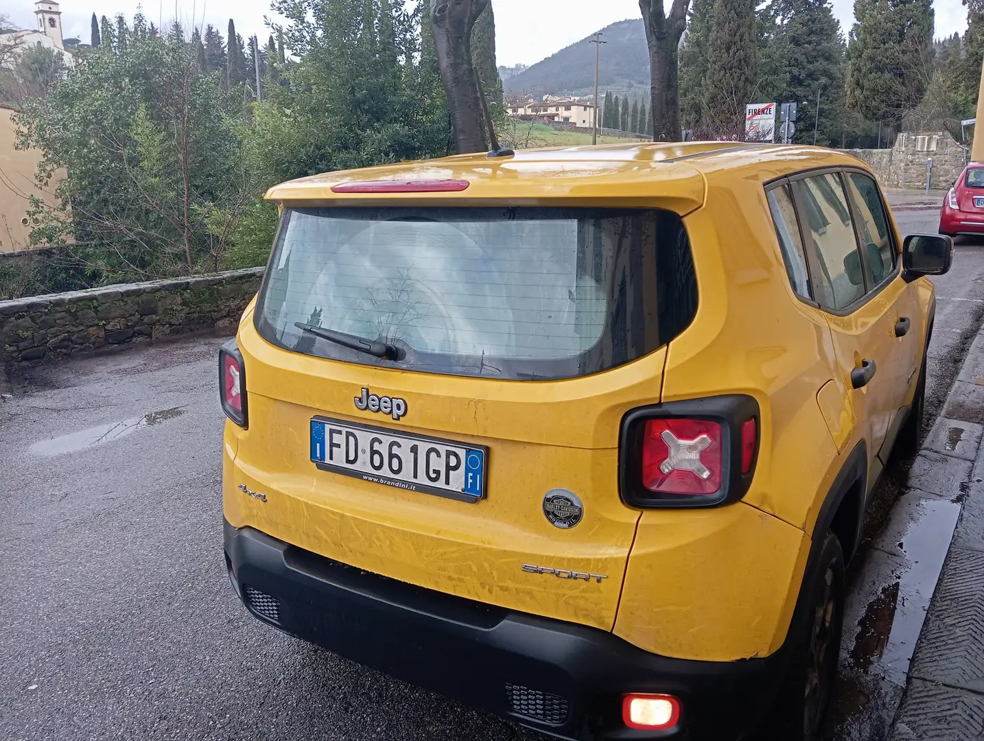 Jeep Renegade 2.0 MJT Sport 4 Ed 120 CV Jaune - 1