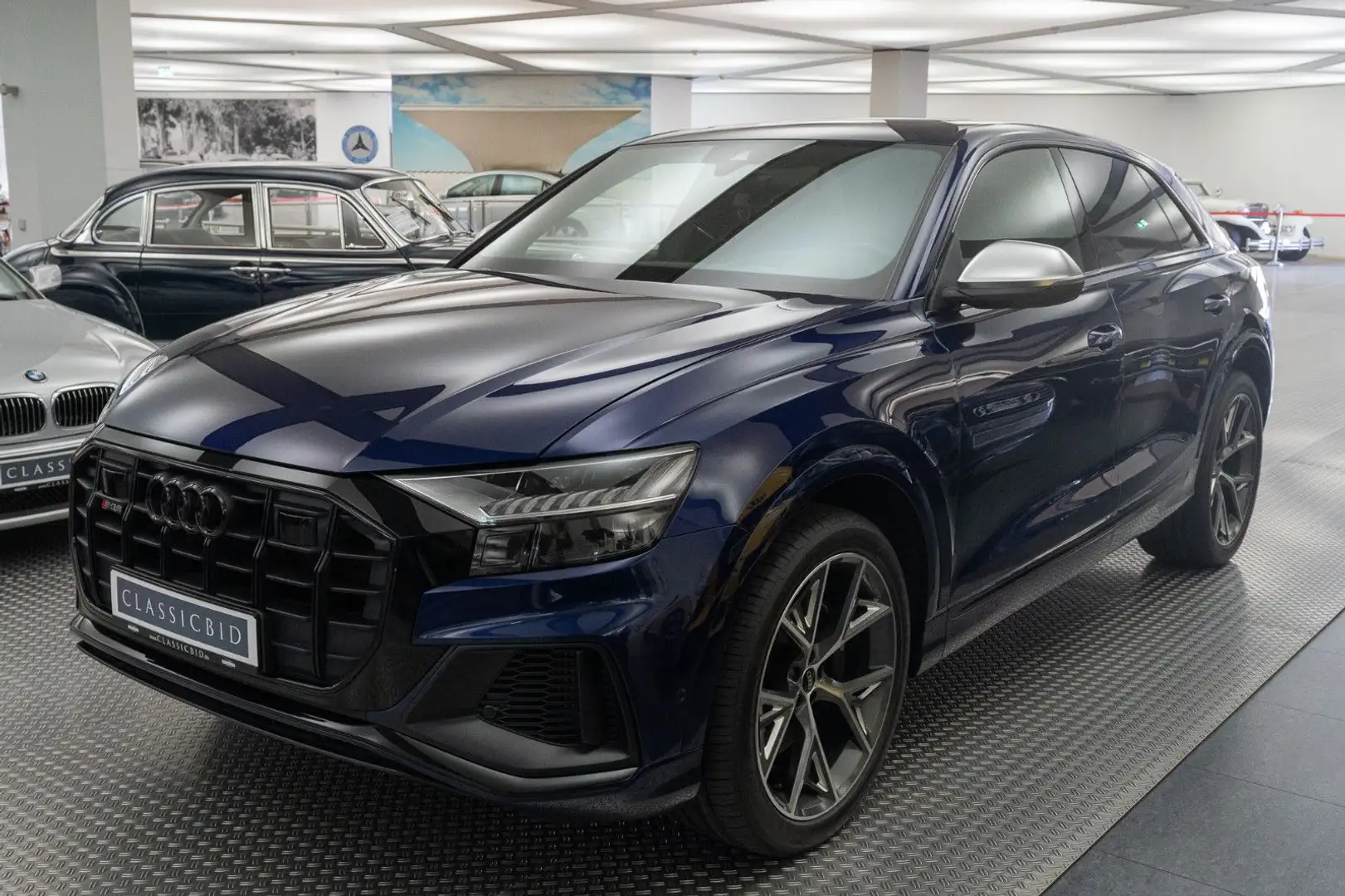 Audi SQ8 4.0 TFSI quattro Blau - 1
