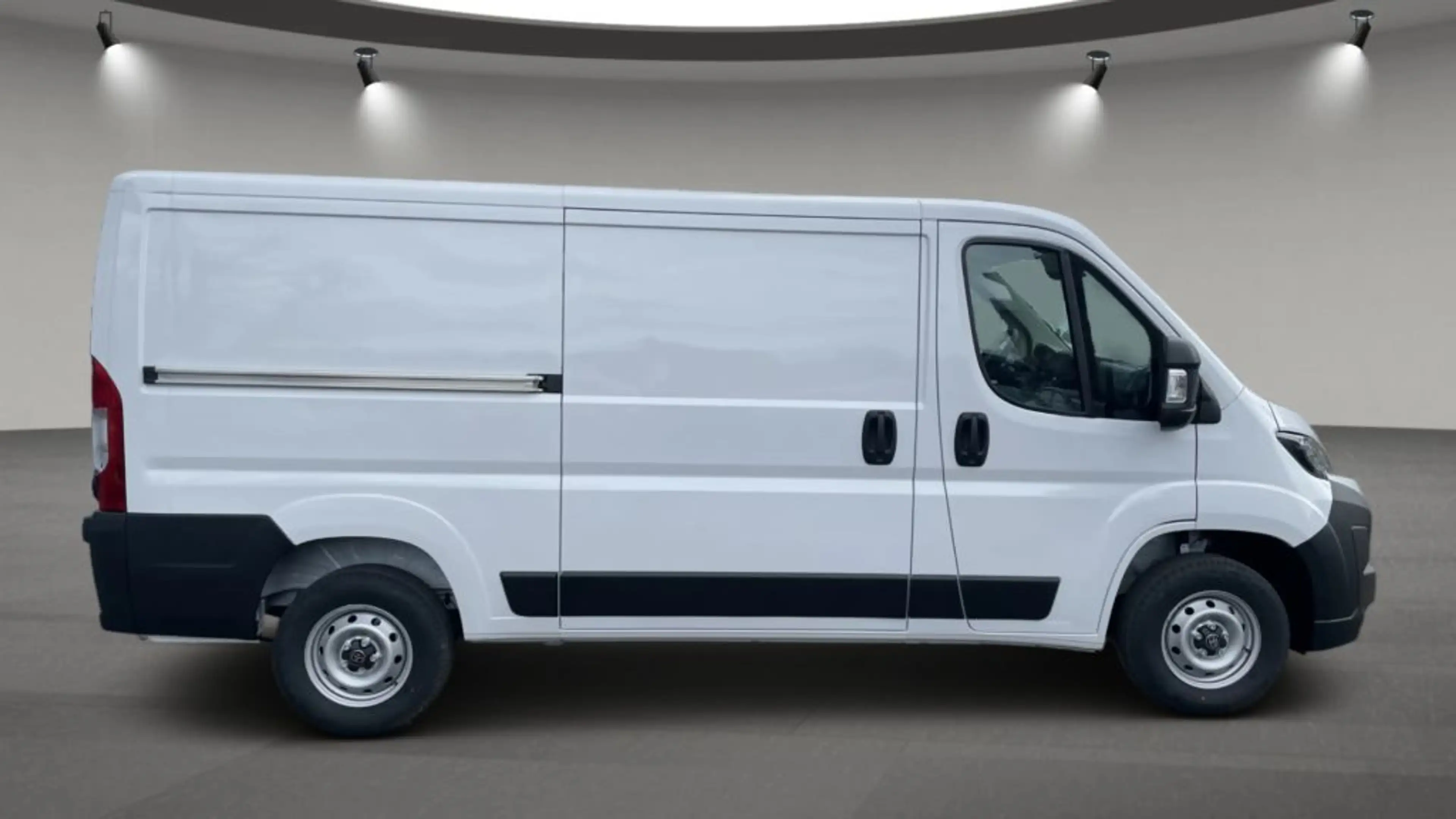 Toyota Proace Max 2.2-l-D 33 L2H1 Duty — photo 2