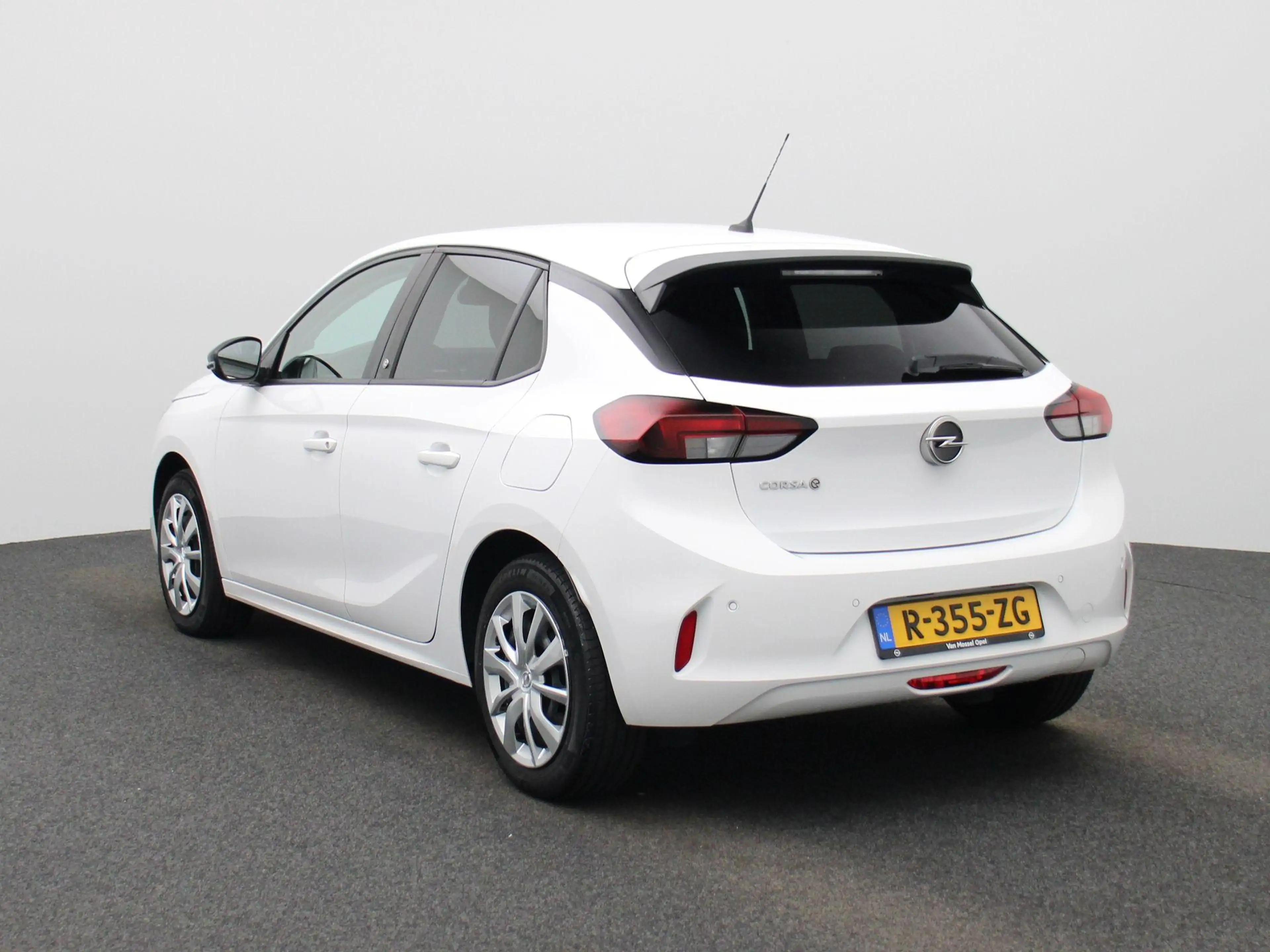 Opel Corsa-e Edition 50 kWh | SOH 100% | APPLE CARPLAY - ANDROI — photo 2