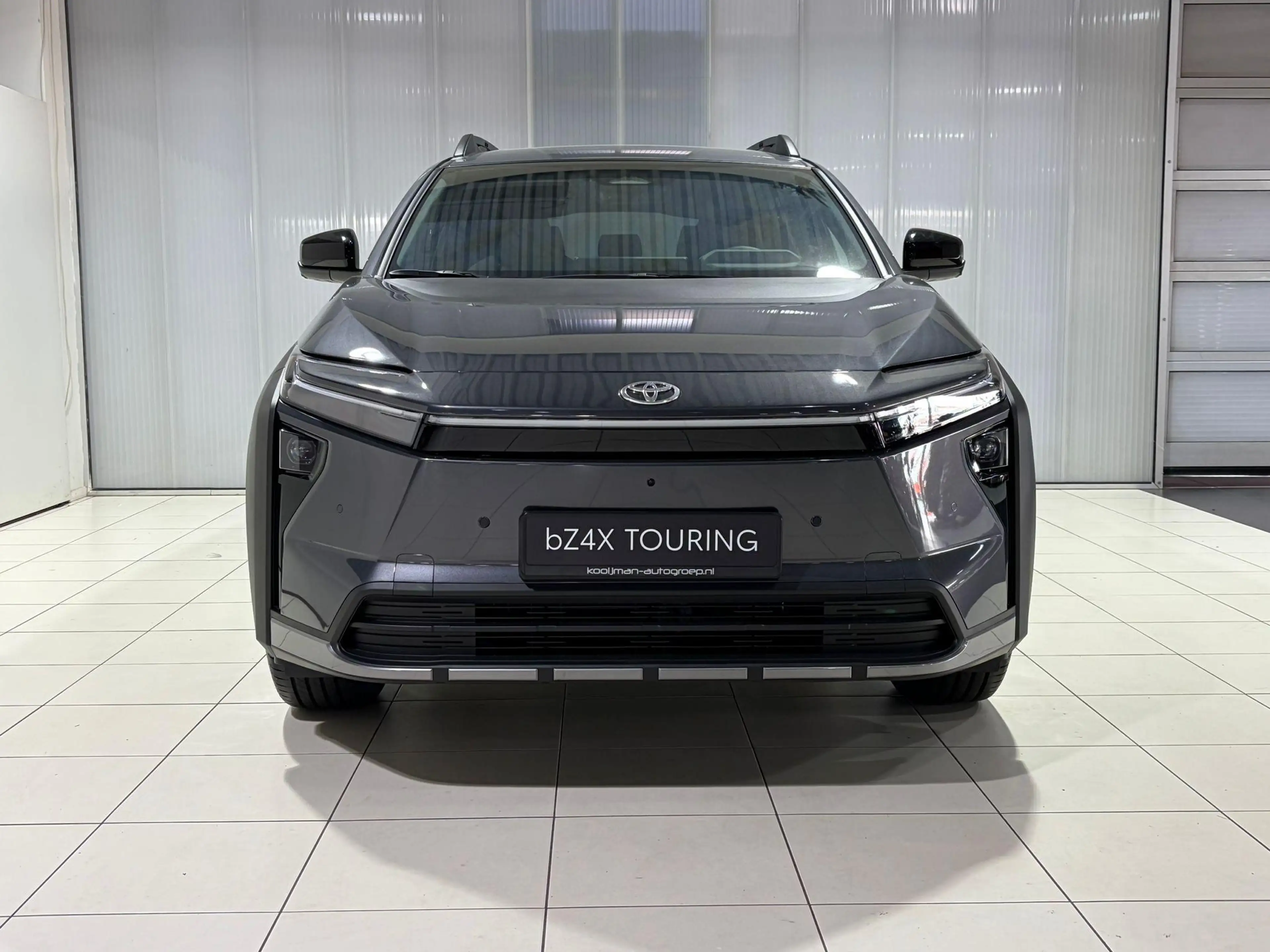 Toyota bZ4X Touring Dynamic 75 kWh Direct leverbaar, € 3000 In — photo 3