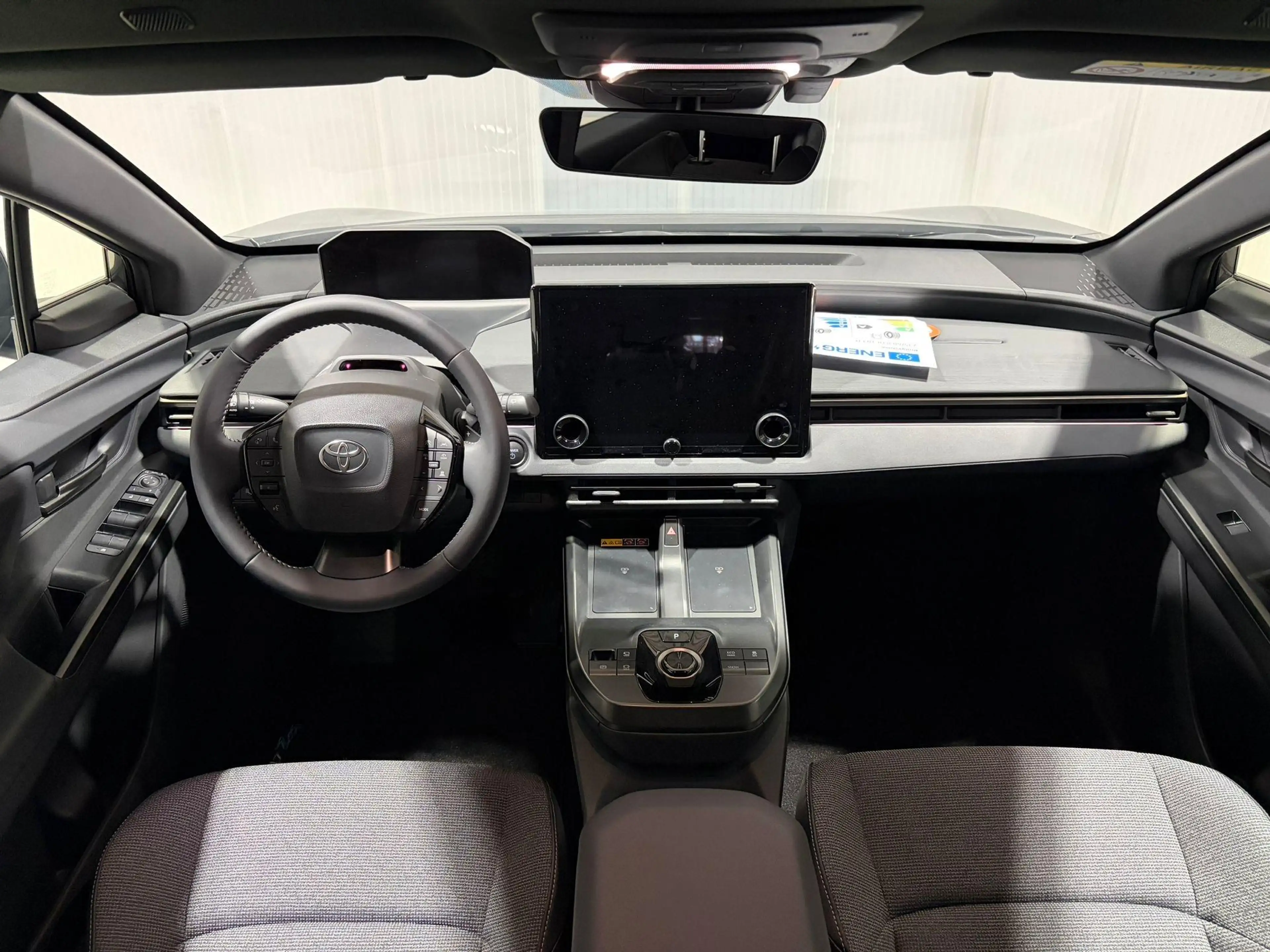 Toyota bZ4X Touring Dynamic 75 kWh Direct leverbaar, € 3000 In — photo 13