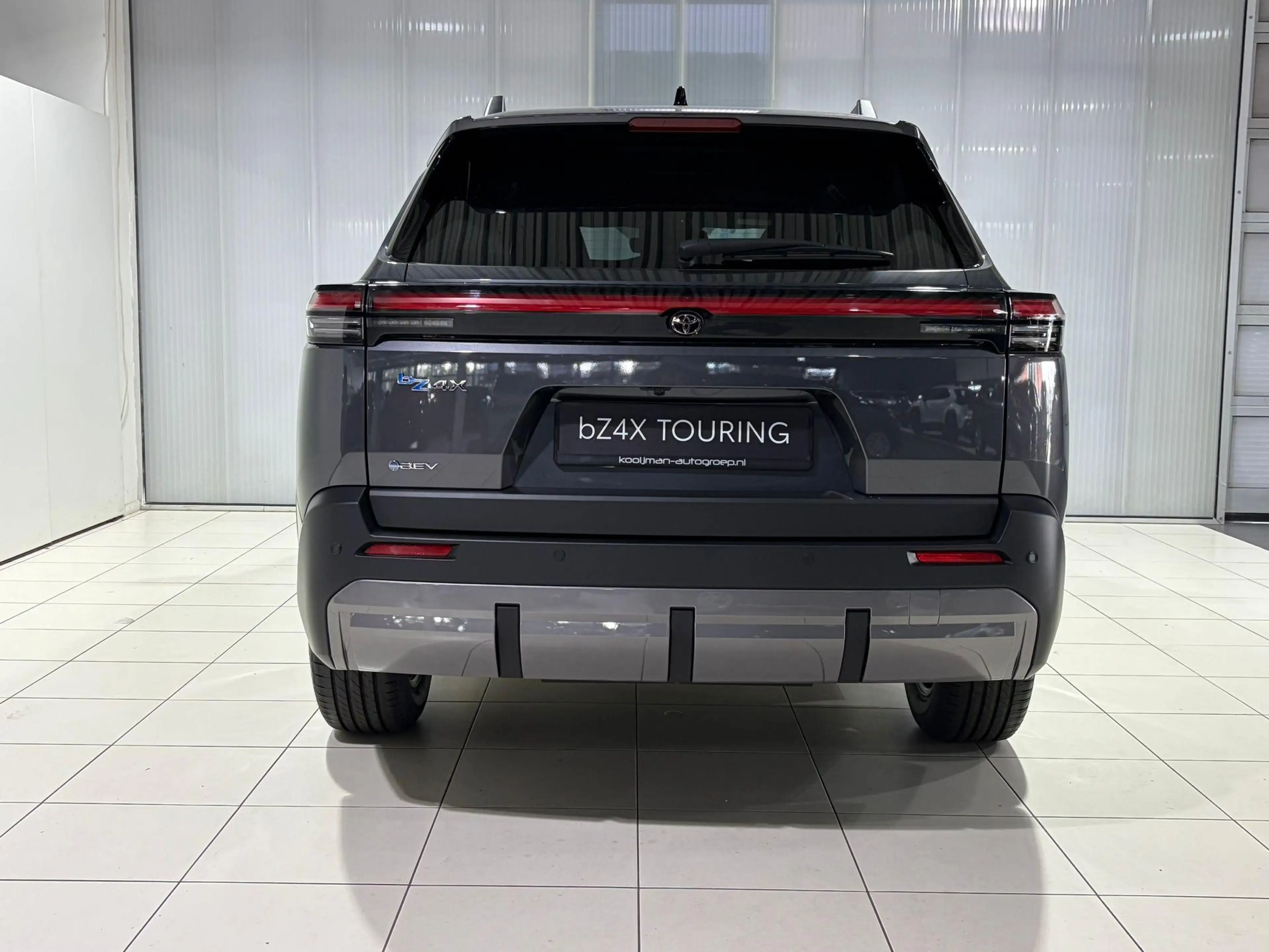 Toyota bZ4X Touring Dynamic 75 kWh Direct leverbaar, € 3000 In — photo 7