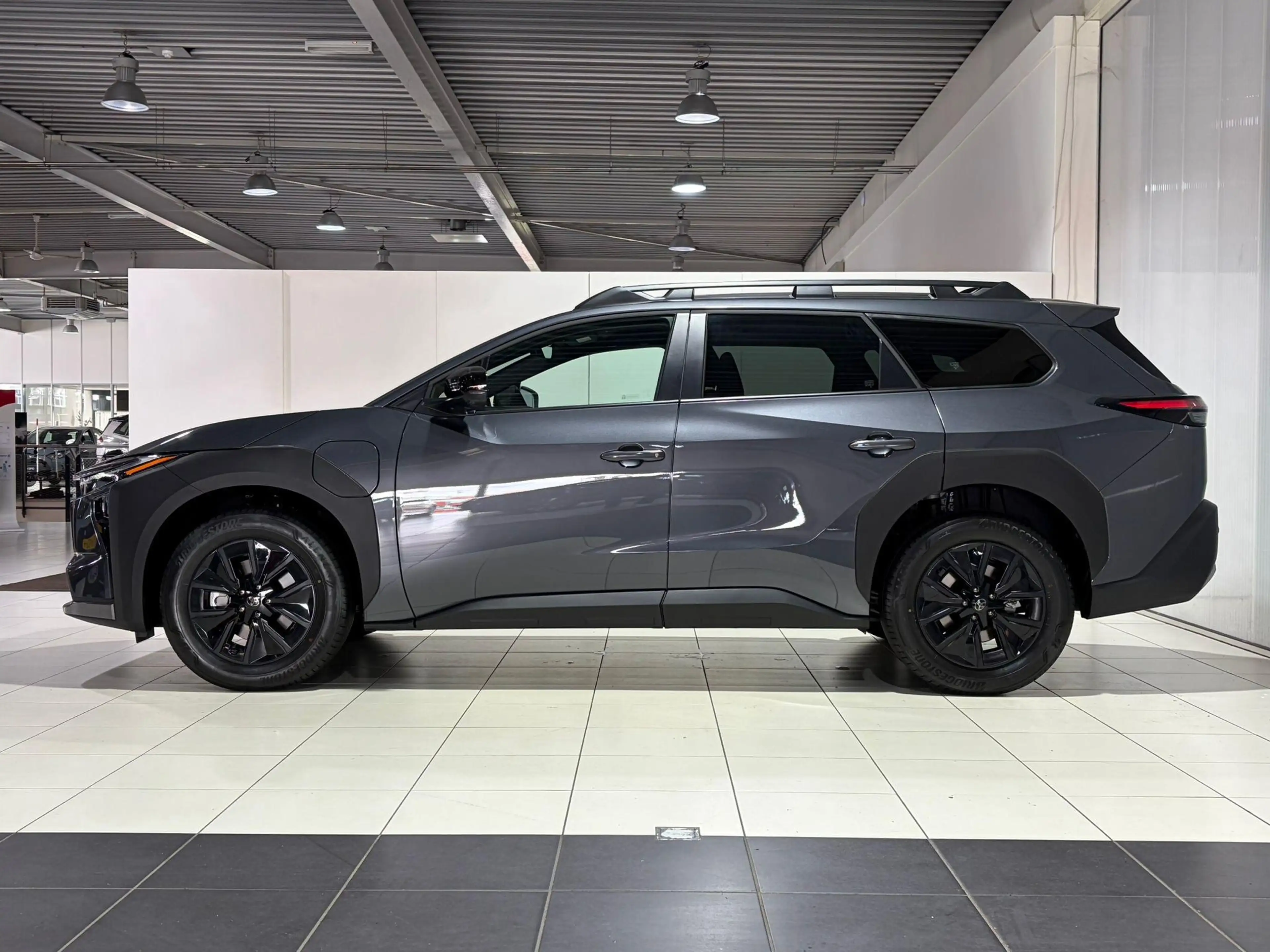 Toyota bZ4X Touring Dynamic 75 kWh Direct leverbaar, € 3000 In — photo 9