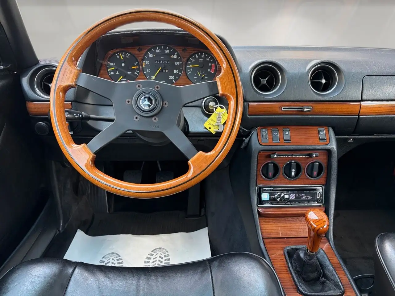 Mercedes-Benz 230 CE W123 Coupe, foto 12