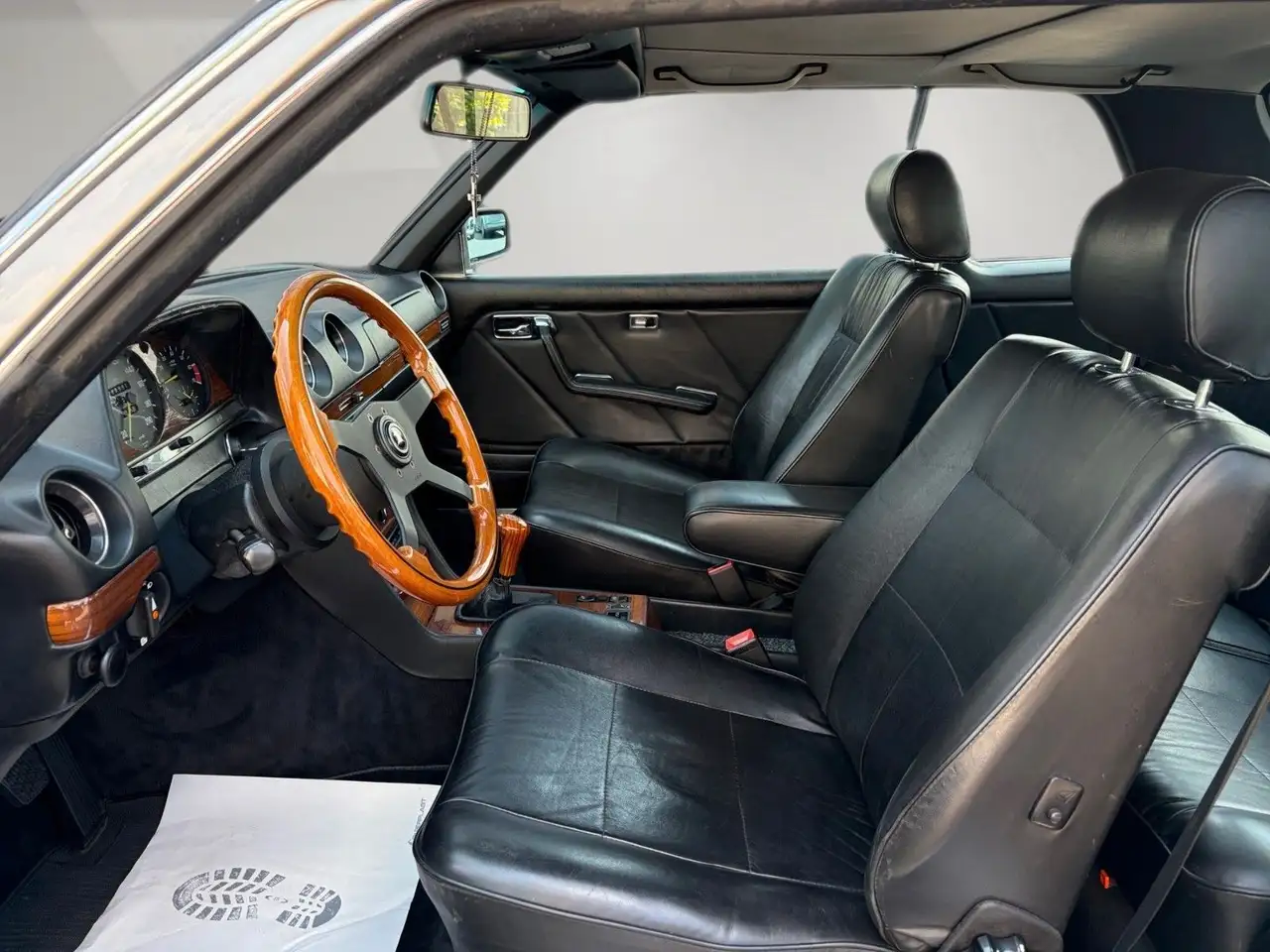 Mercedes-Benz 230 CE W123 Coupe, foto 11