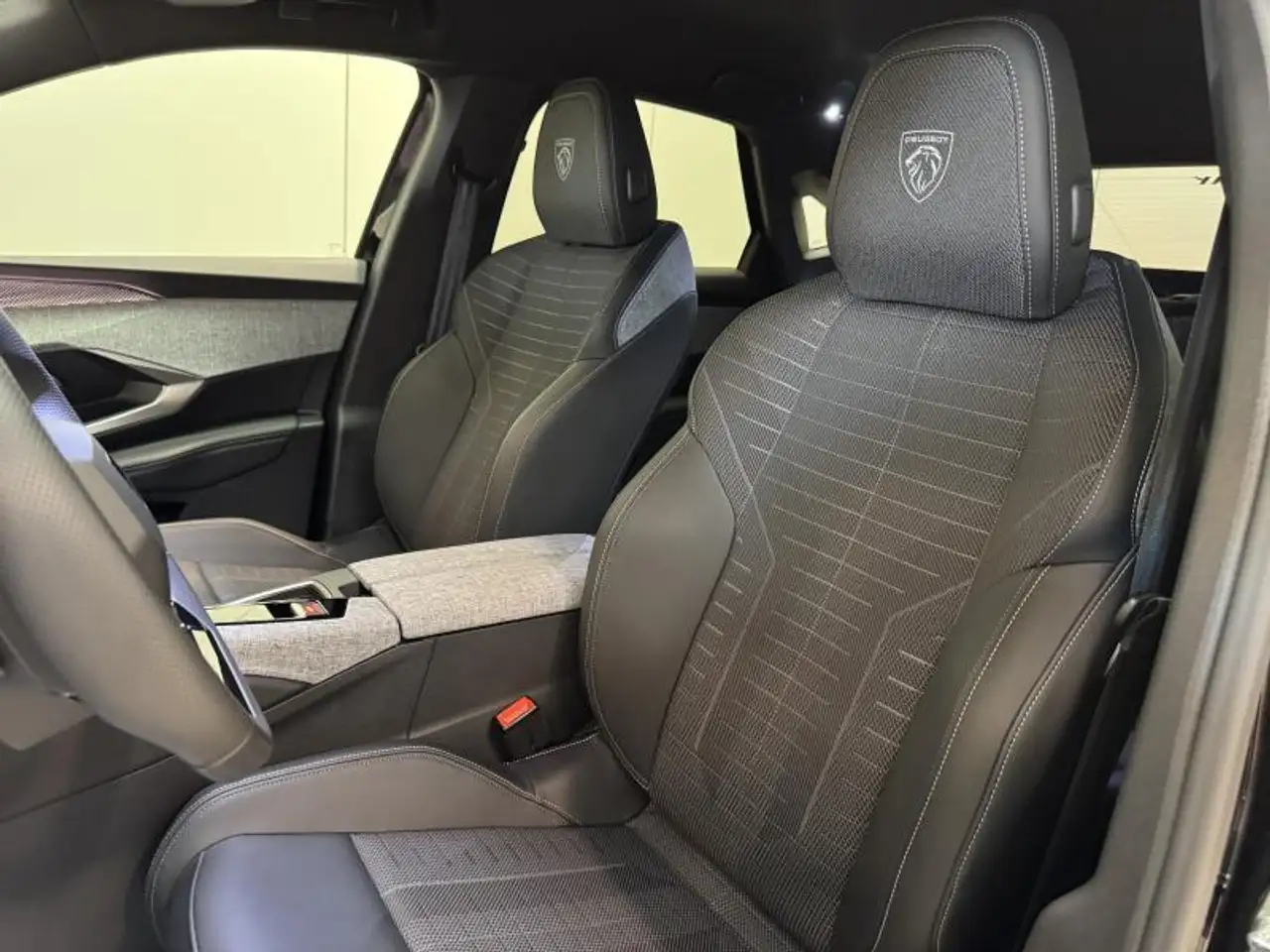 Peugeot 3008 GT 1.2 Turbo MHEV LED|GPS|PDC|CAM|CARPLAY|DAB|ACC. 24
