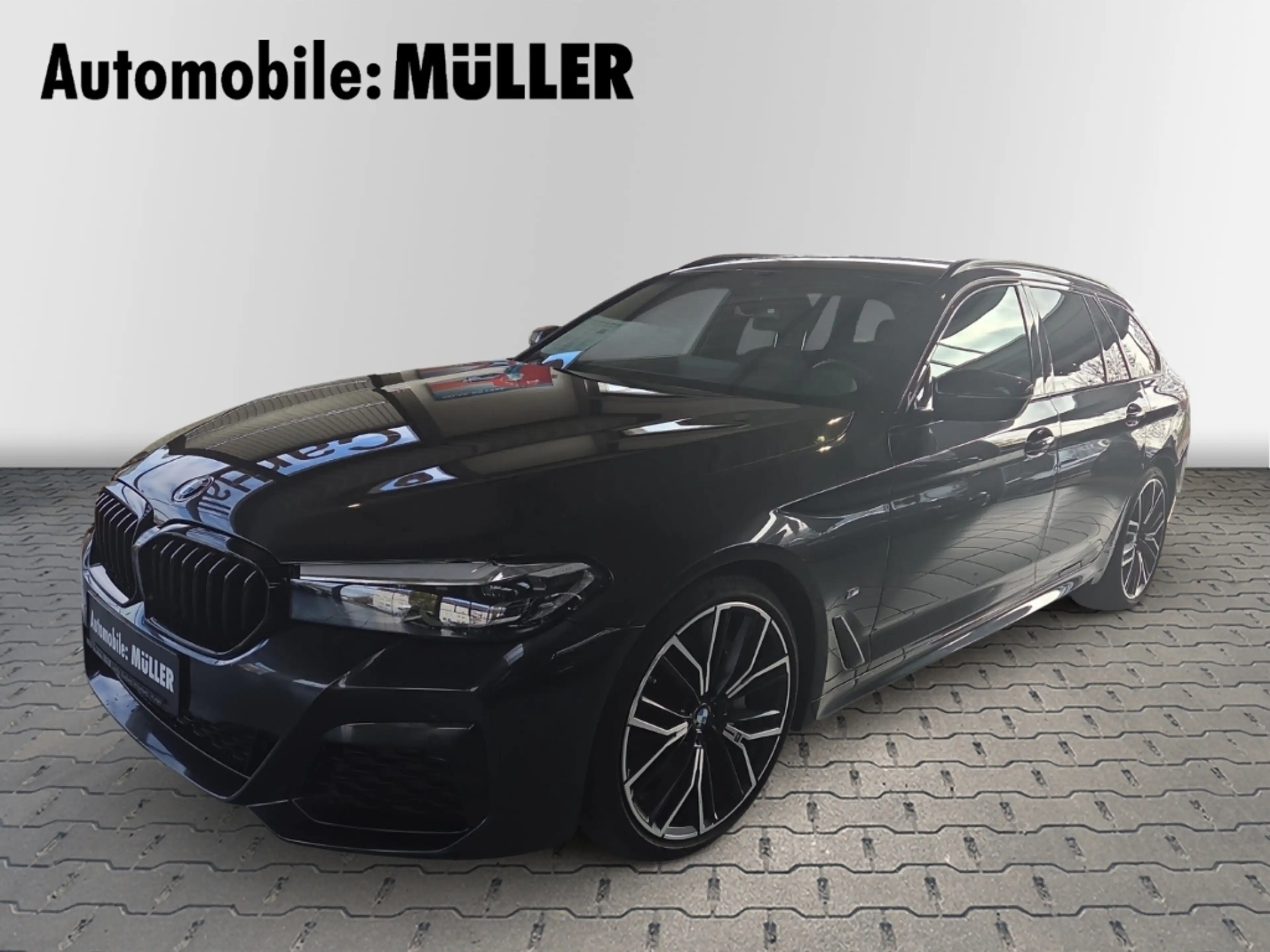 BMW 540 M Sport d xDrive Touring Luftfederung Navi Digital