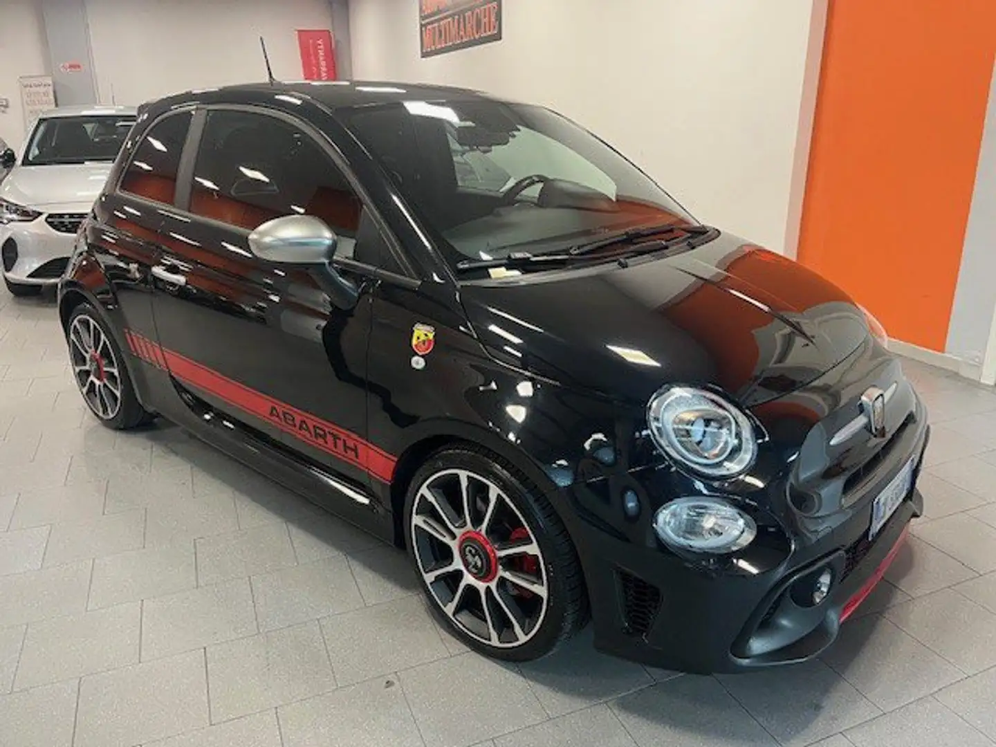 Abarth 595 Turismo 595 1.4 t-jet Turismo 165cv NAVI Negro - 2