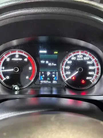 Mitsubishi L200 view 8