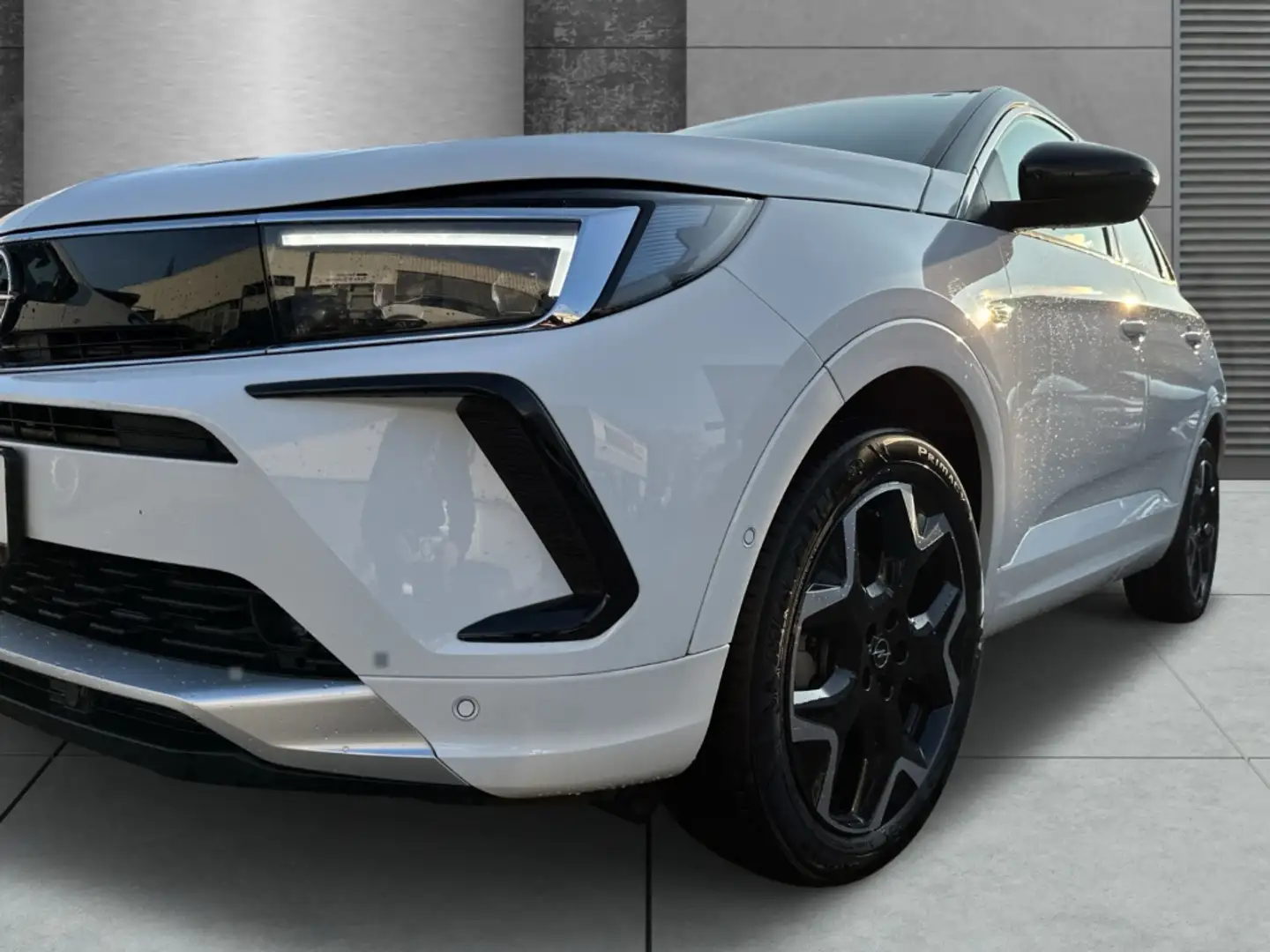 Opel Grandland Ultimate Turbo AT Leder Technologie-Paket 19Zoll-A Weiß - 2