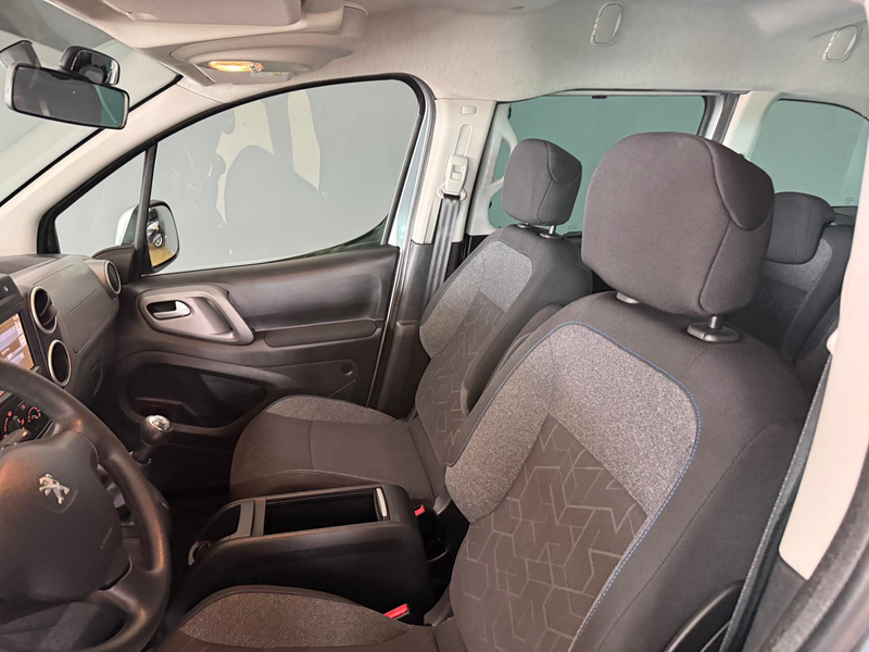 Peugeot Partner Tepee 1.2 PureTech Allure | Navigatie | Trekhaak | — photo 9