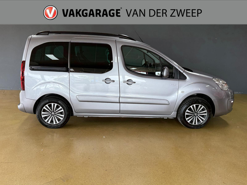 Peugeot Partner Tepee 1.2 PureTech Allure | Navigatie | Trekhaak | — photo 4