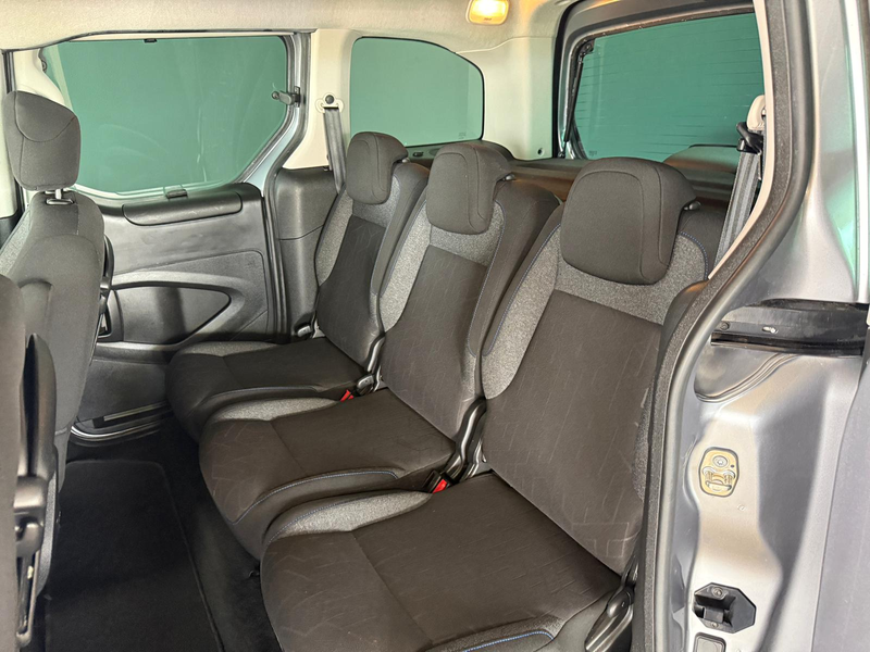 Peugeot Partner Tepee 1.2 PureTech Allure | Navigatie | Trekhaak | — photo 11
