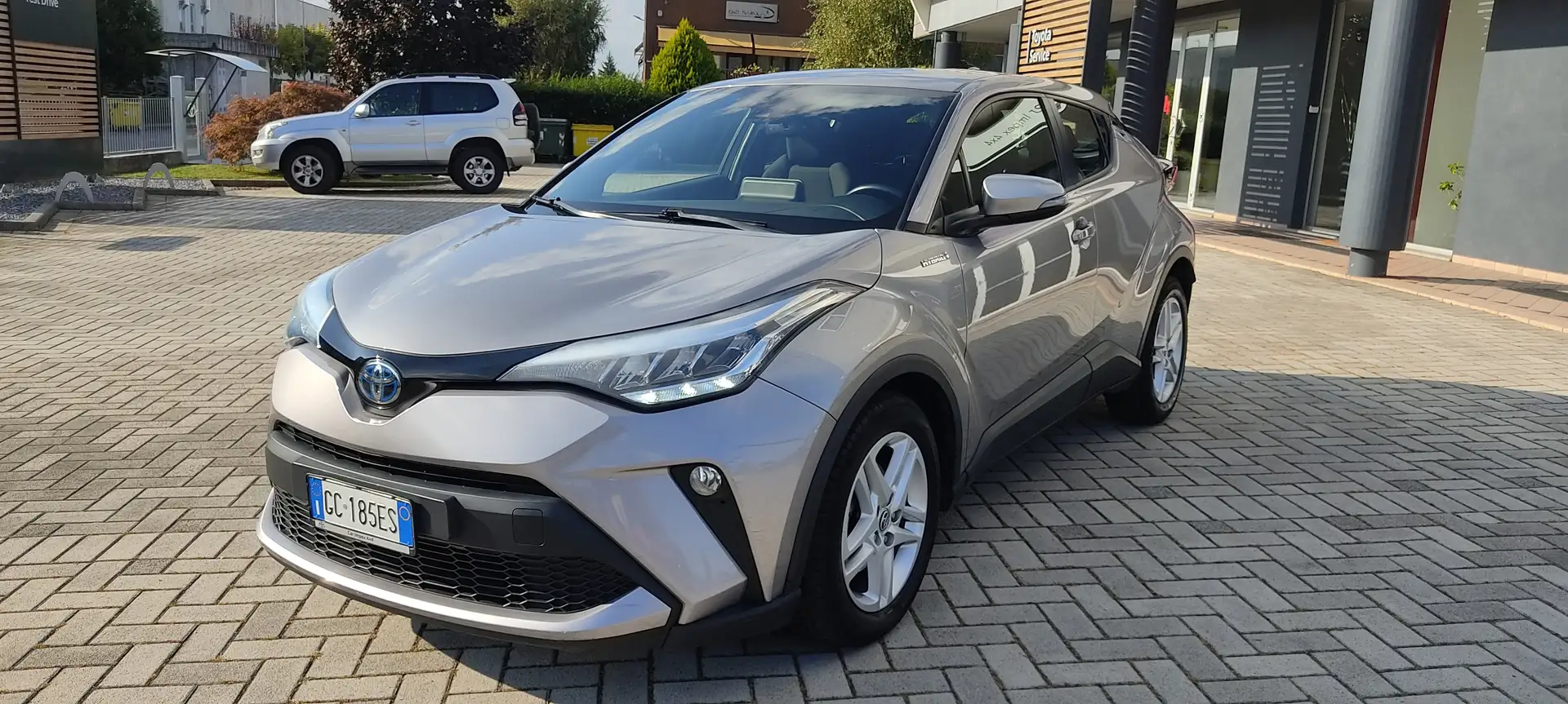 Toyota C-HR 1.8 Hybrid 122CV Active Grigio - 2