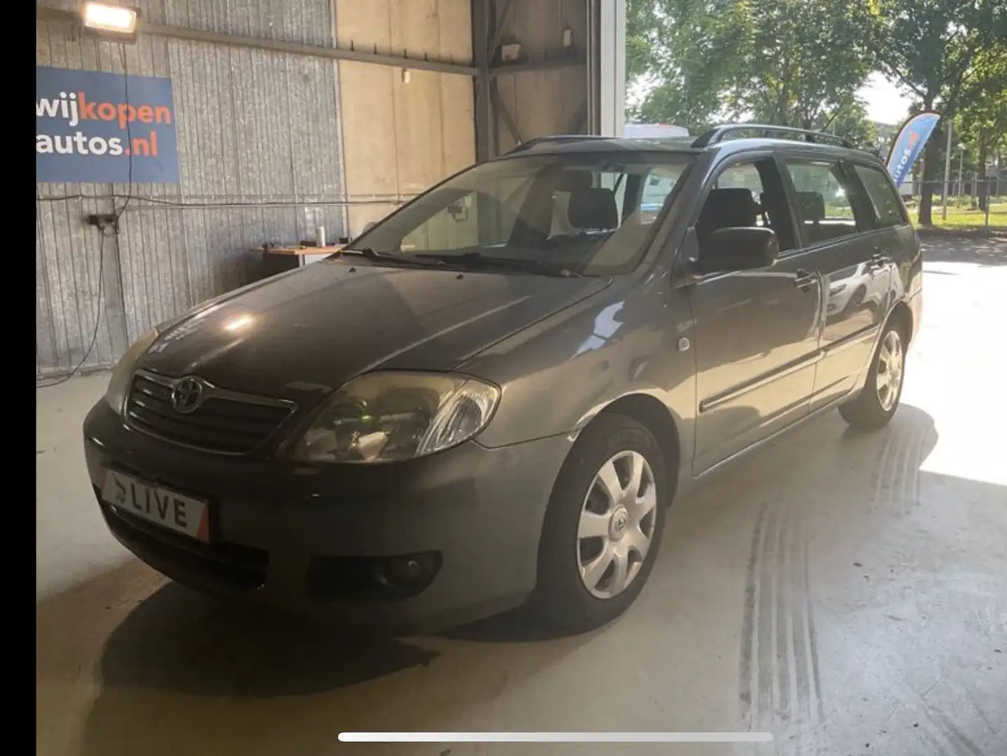 Toyota Corolla 1.6 VVT-i Combi Sol Gris - 1