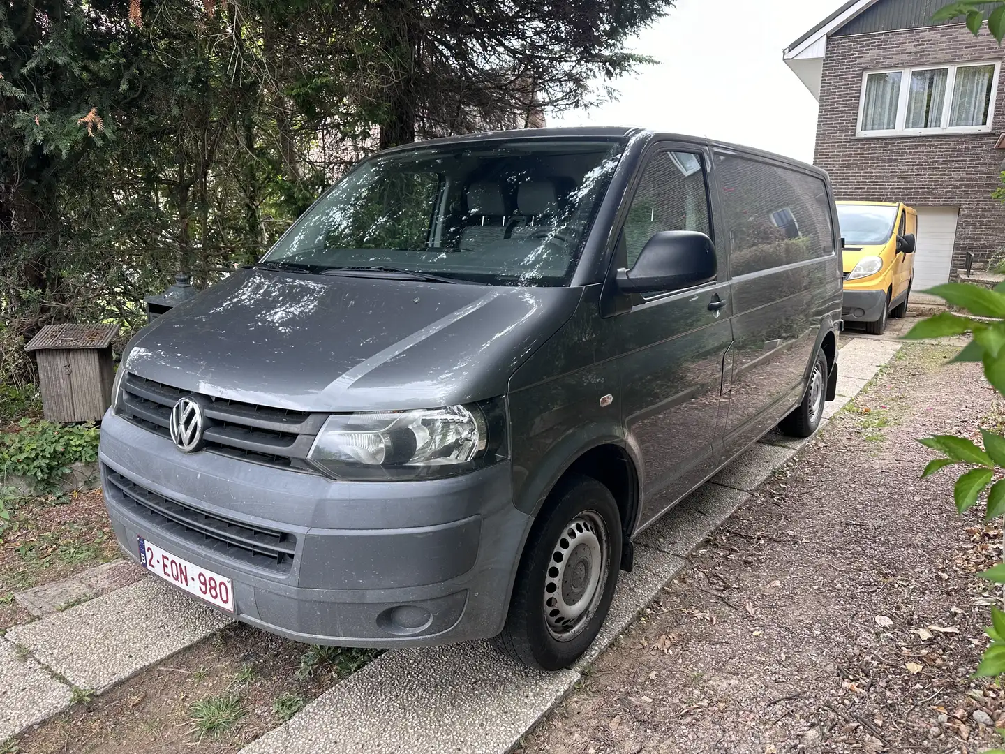 Volkswagen T5 Transporter 2.0 TDI DPF - 1