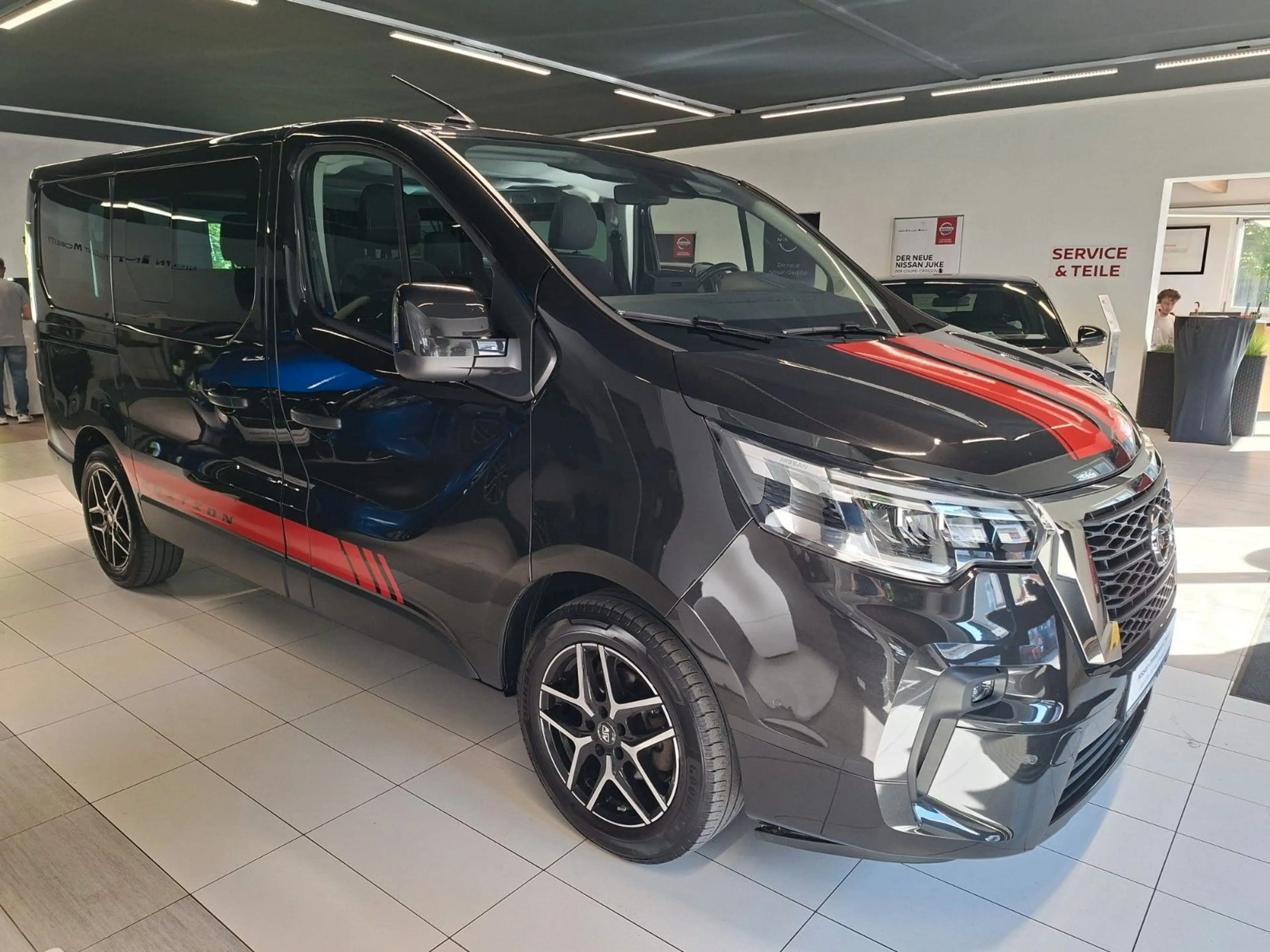Nissan NV300 Kombi L1H1 2,8t TEKNA — photo 4