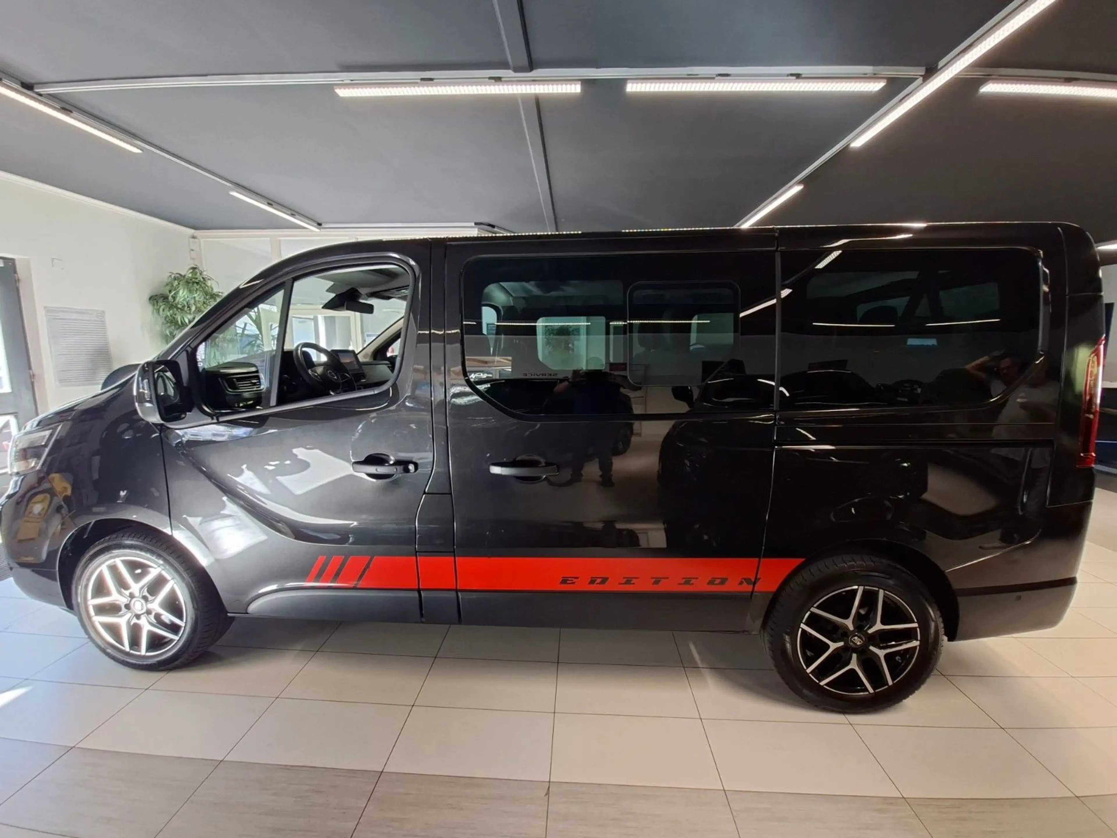 Nissan NV300 Kombi L1H1 2,8t TEKNA — photo 9