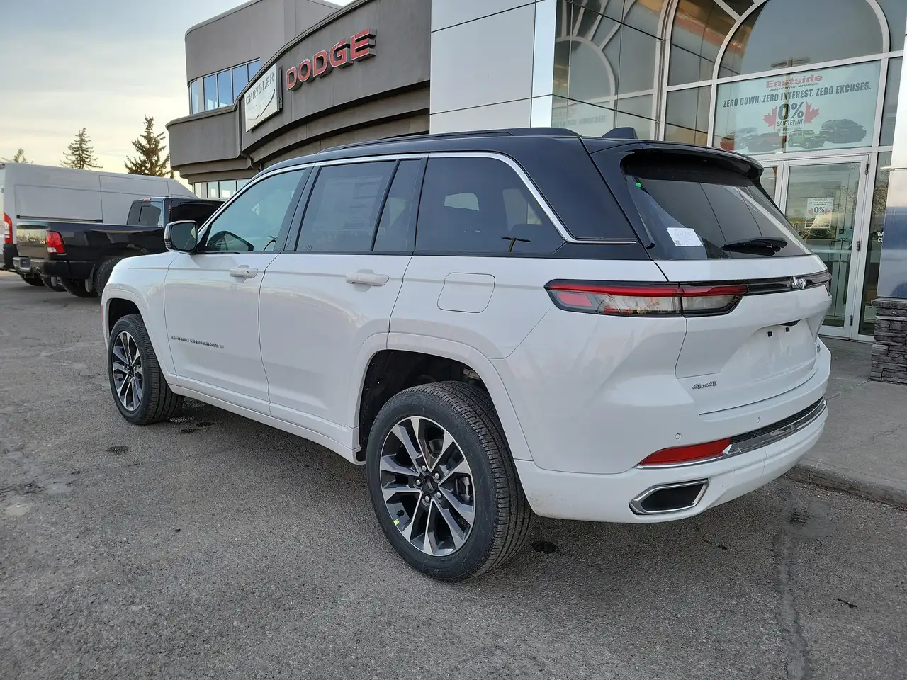 Jeep Grand Cherokee снимка Jeep Grand Cherokee