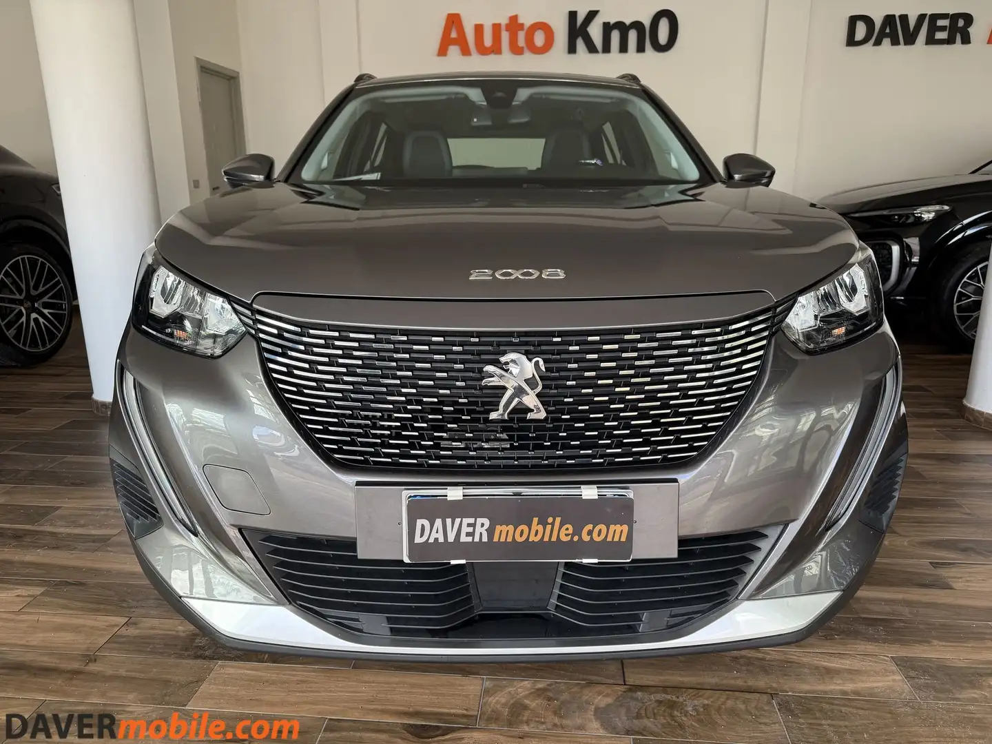 Peugeot 2008 2008 BlueHDi 130 S&S EAT8 Allure Grijs - 2