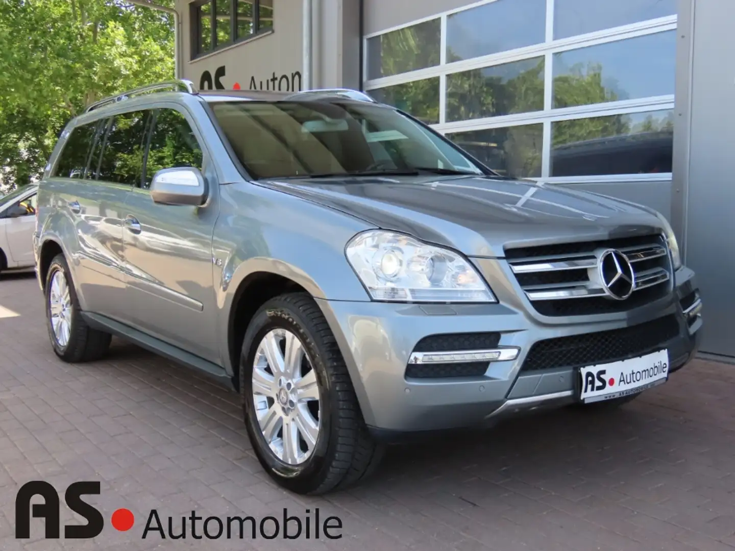 Mercedes-Benz GL 450 CDI 4M 2.Hd*Navi*Sitzbel.*H&K*Kamera*AHK Argento - 1