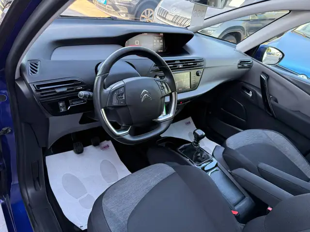 Citroen C4 Spacetourer view 13