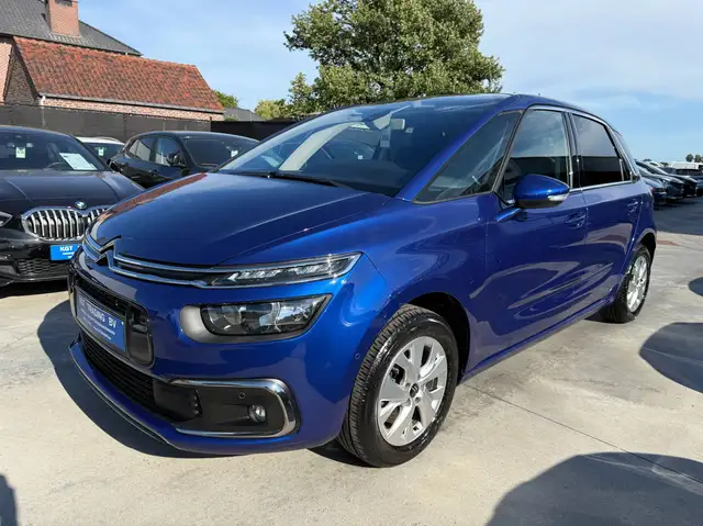 Citroen C4 Spacetourer view 9