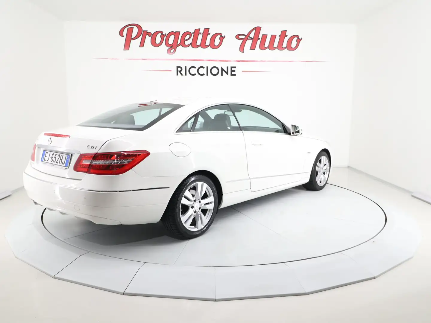 Mercedes-Benz E 250 Classe E Coupe cdi Avantgarde UNIP TAGLIANDI UFF. Bianco - 2