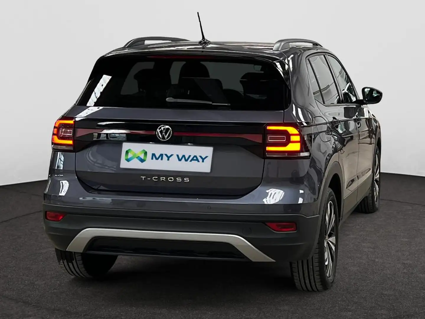 Volkswagen T-Cross T-Cross Life Business 1.0 TSI 81 kW (110 ch) 6 vitesses Gris - 2