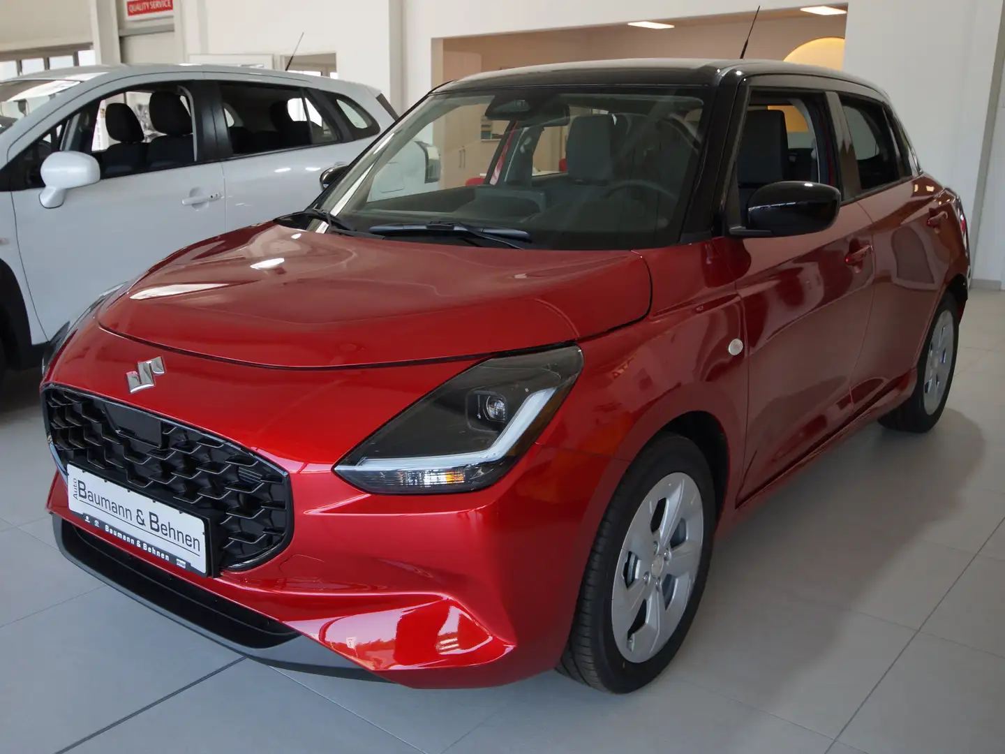 Suzuki Swift 1.2 Hybrid MT Comfort Rot - 1
