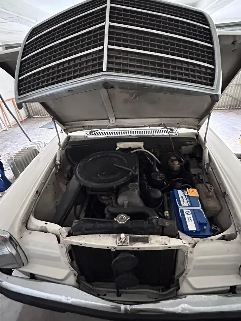 Mercedes-Benz 250 250 /8 Coupe Alb - 2