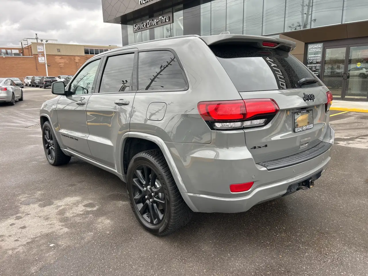 Jeep Grand Cherokee снимка Jeep Grand Cherokee