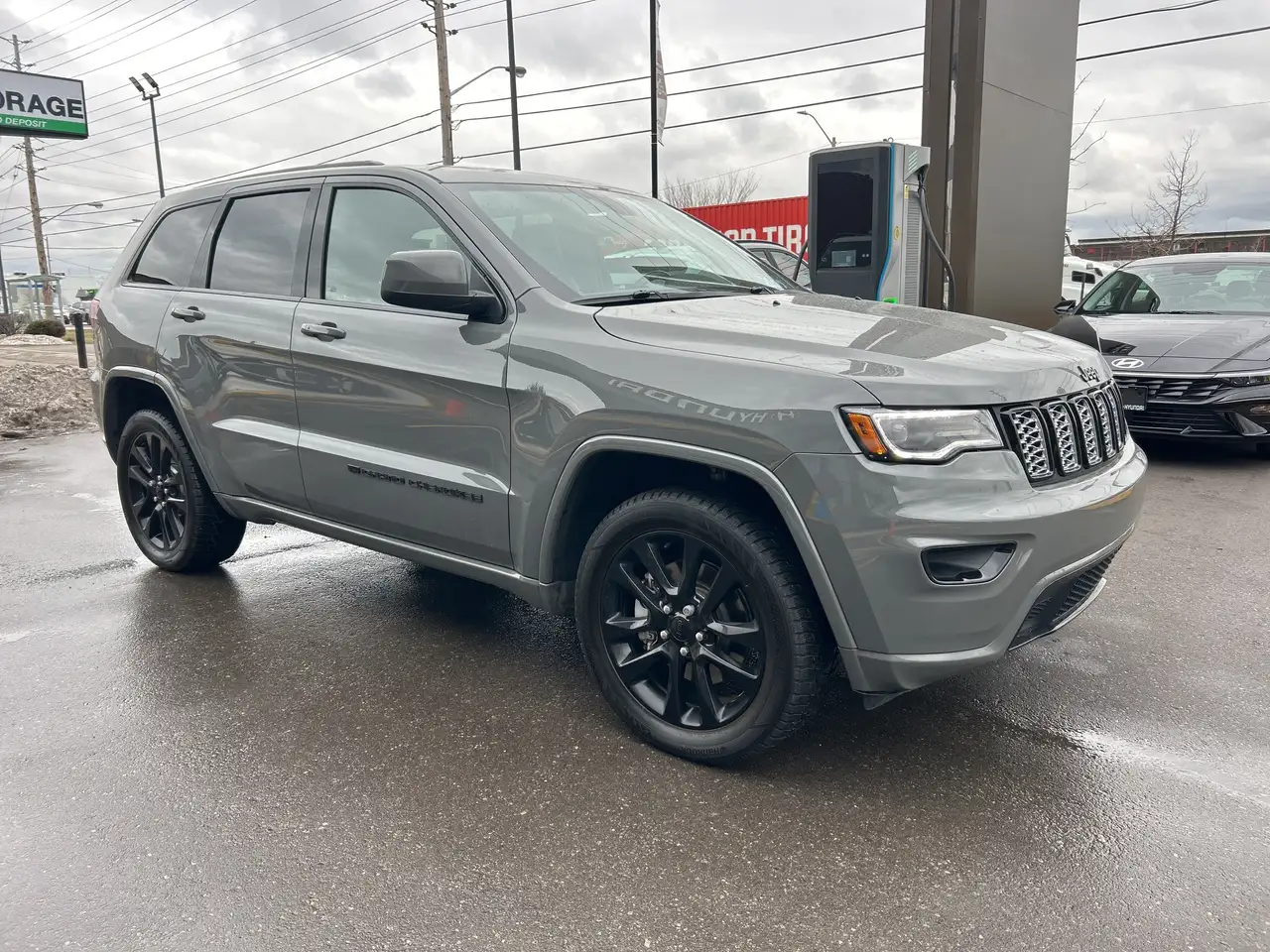 Jeep Grand Cherokee снимка Jeep Grand Cherokee