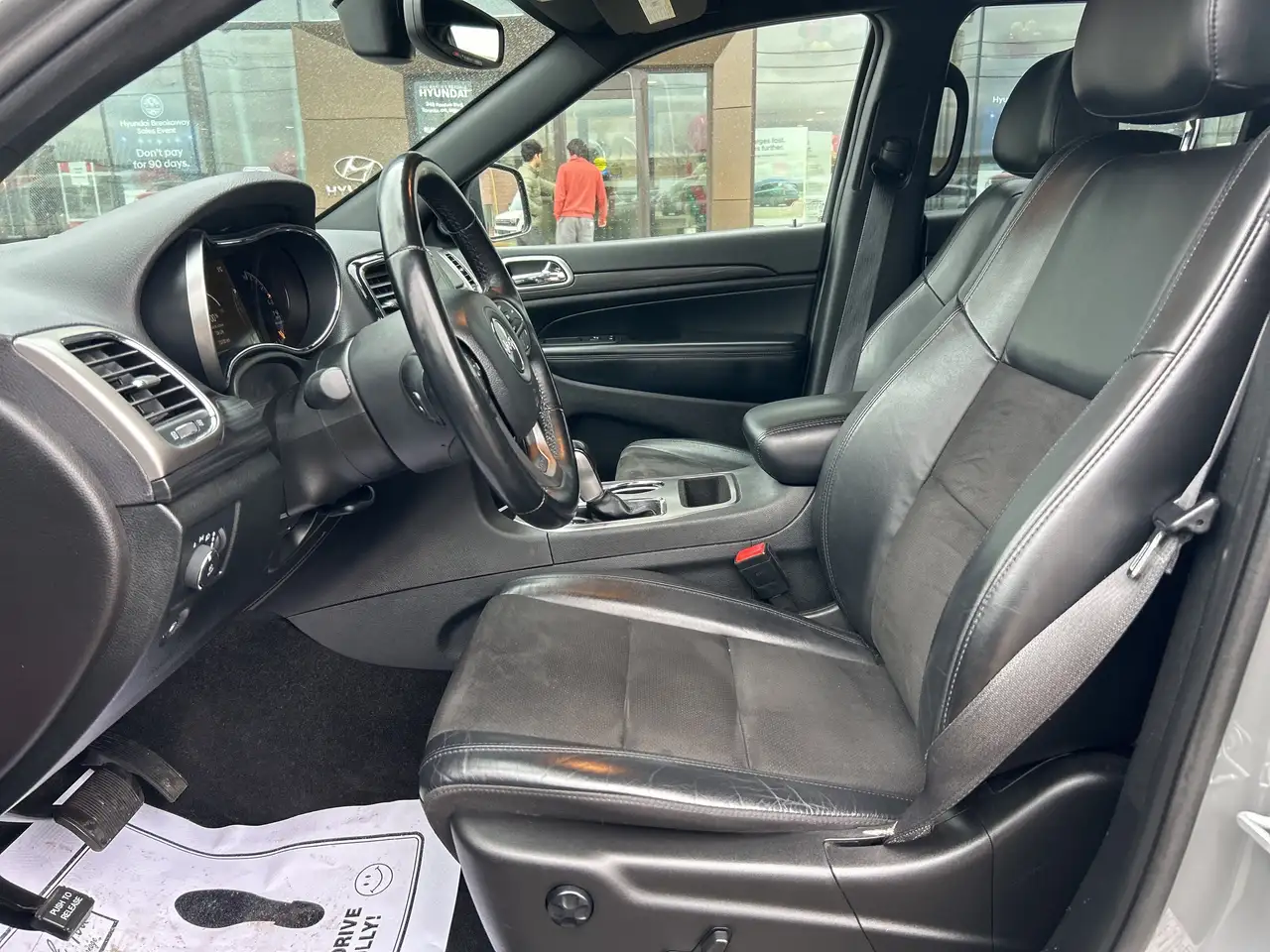 Jeep Grand Cherokee снимка Jeep Grand Cherokee