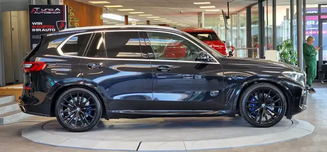 BMW X5 view 5