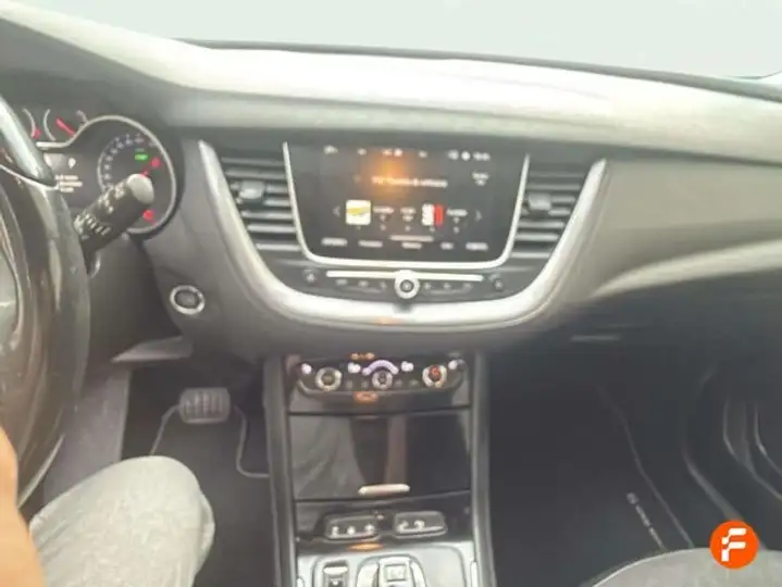 Opel Grandland X 2021, foto 13