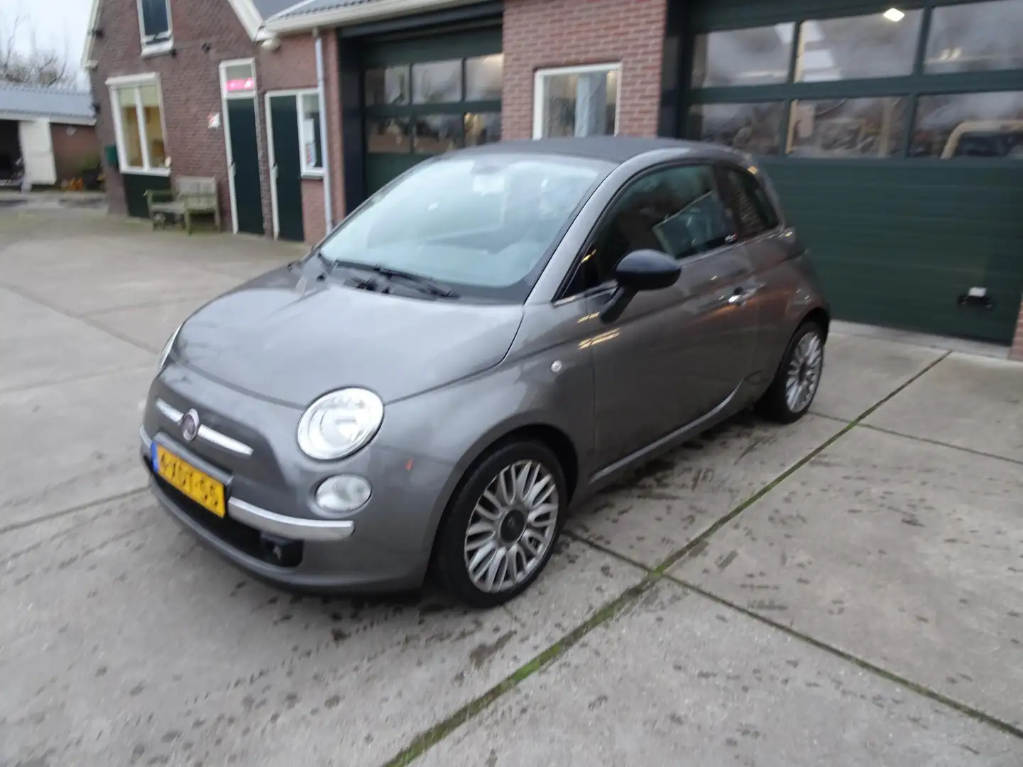 Fiat 500C 0.9 TwinAir Turbo Cult Gris - 1