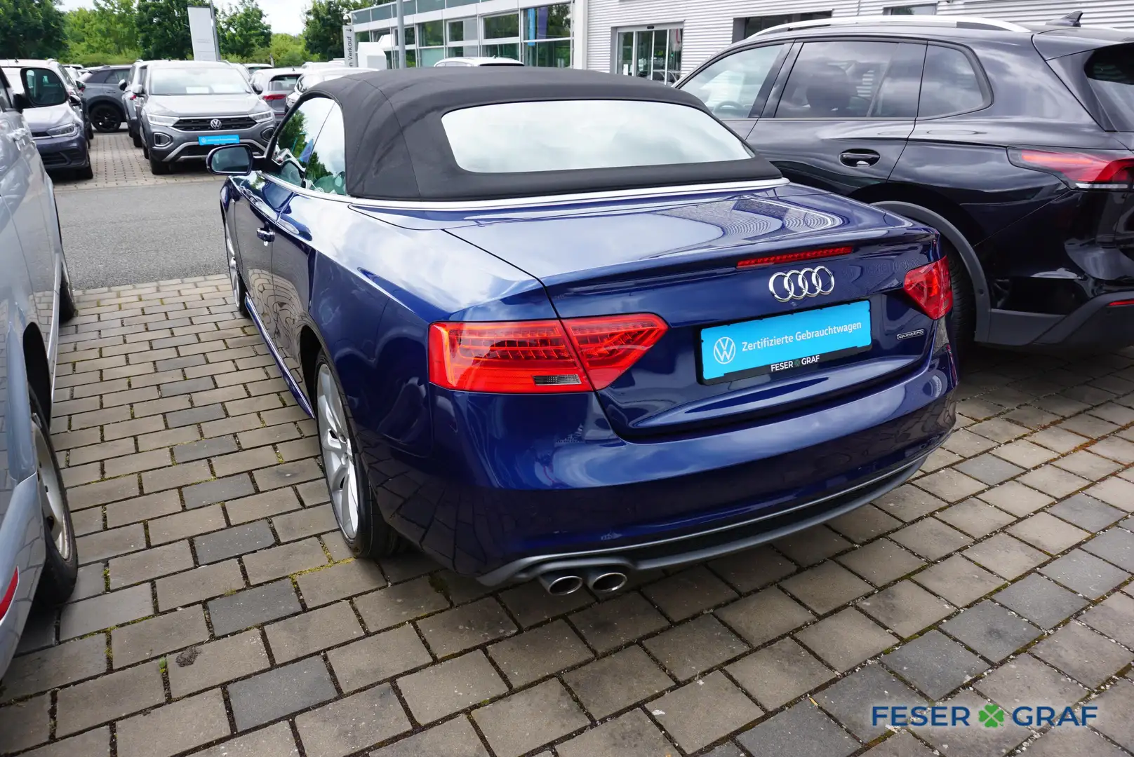 Audi A5 Cabrio 2.0 TDI qu. 3x S line Akustikverdeck+Einpar Blau - 2