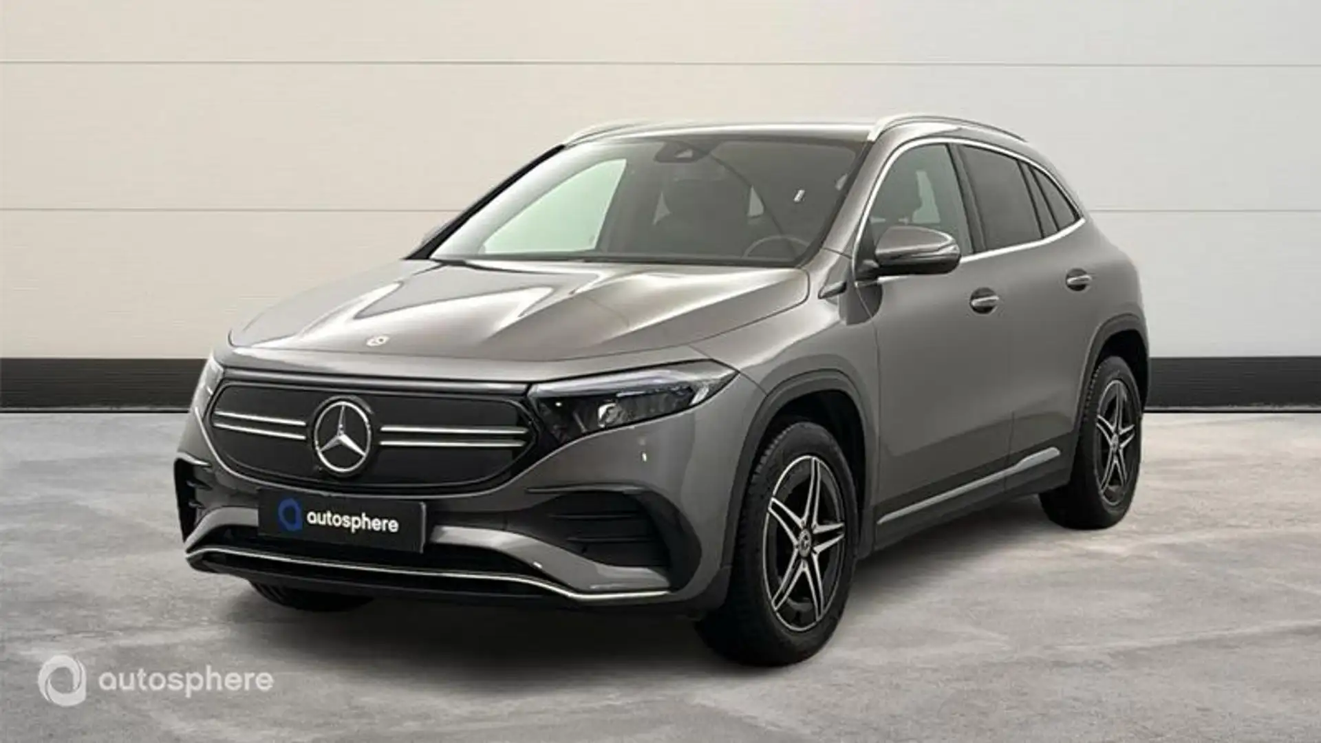 MERCEDES-BENZ Eqa