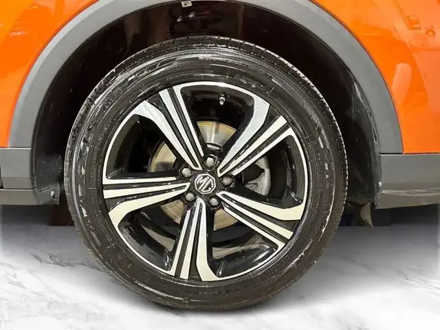 MG ZS view 8